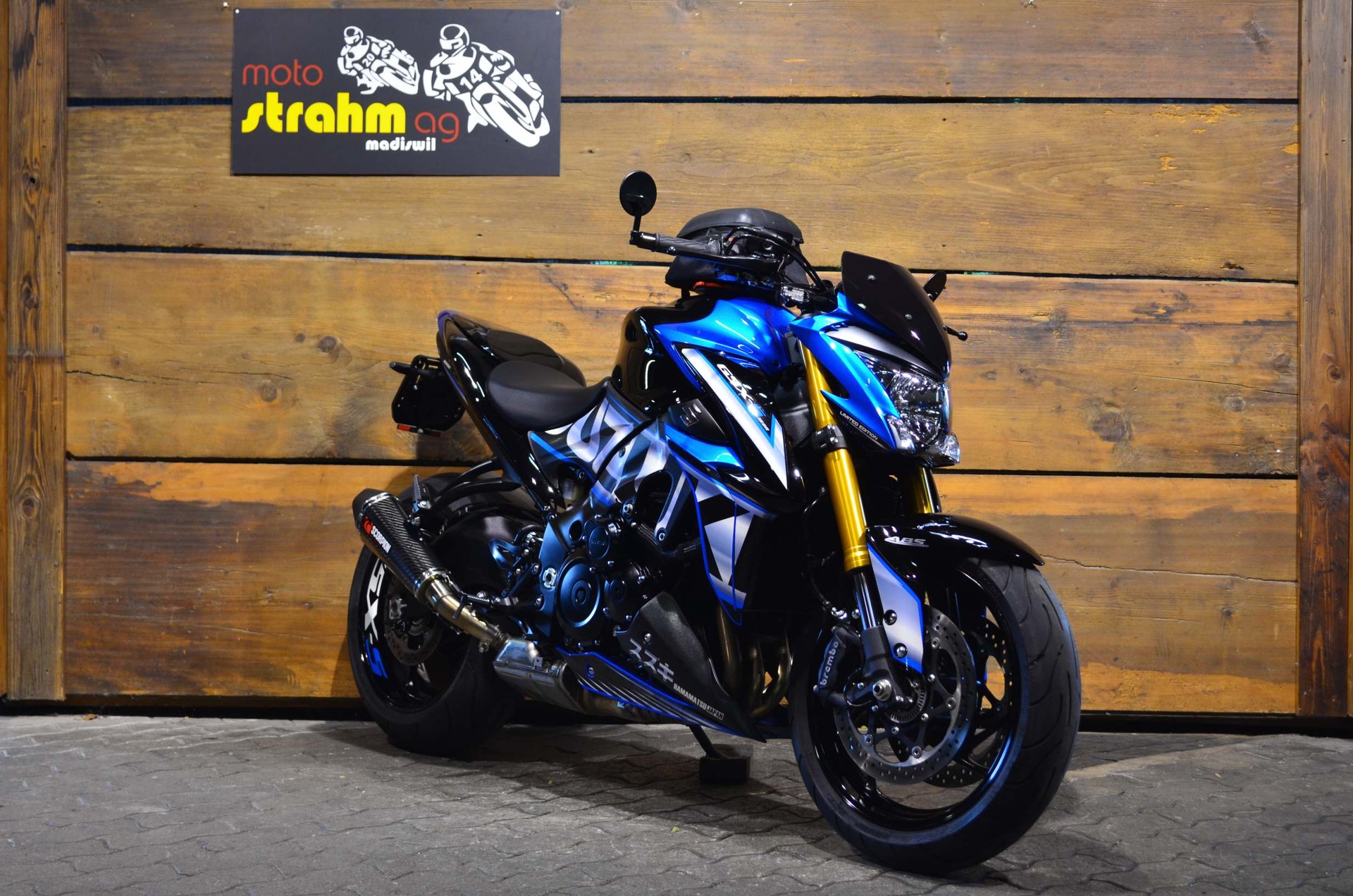 SUZUKI GSX-S 1000 L8 Iron