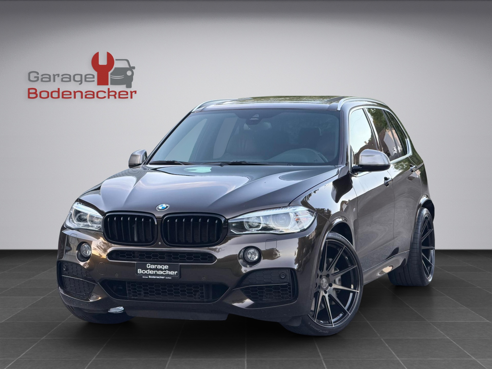 BMW X5 xDrive M50d Steptronic * 7 Sitzer * M Sport Paket * 22 Zoll * H&R Tieferlegung *