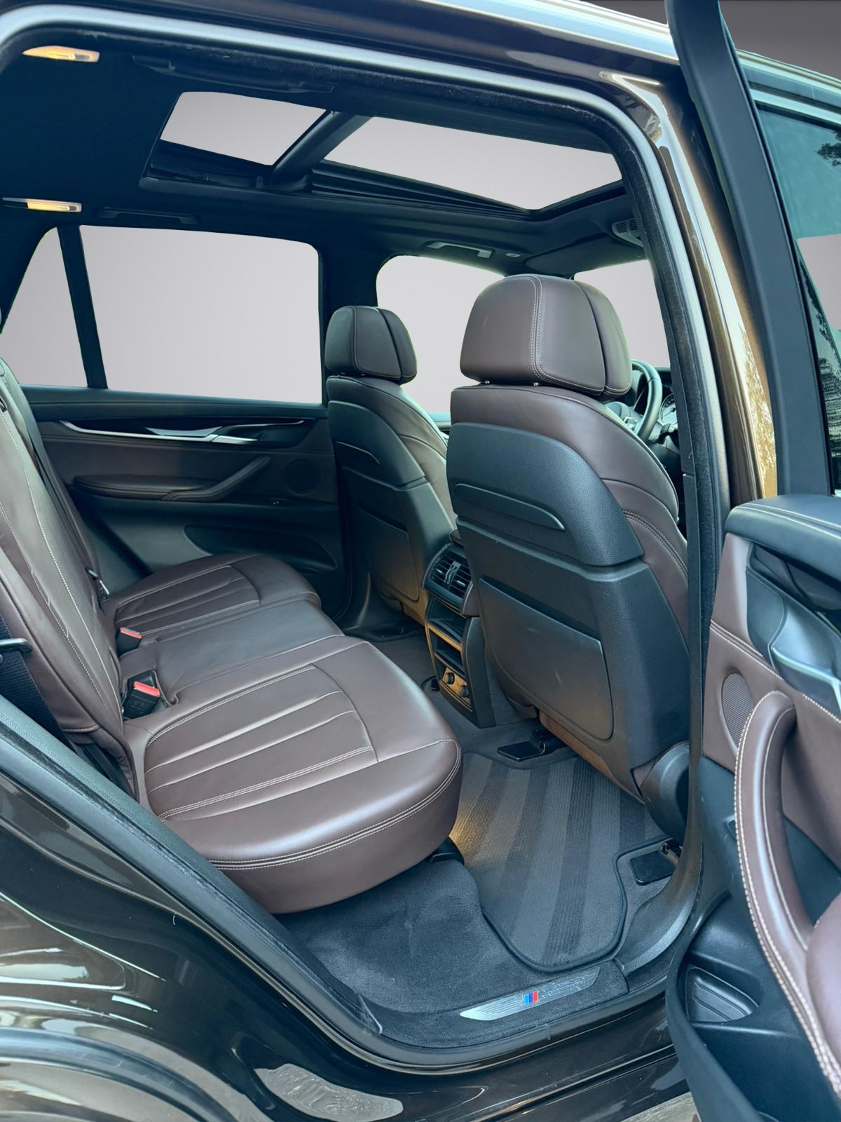 BMW X5 xDrive M50d Steptronic * 7 Sitzer * M Sport Paket * 22 Zoll * H&R Tieferlegung *-image-12