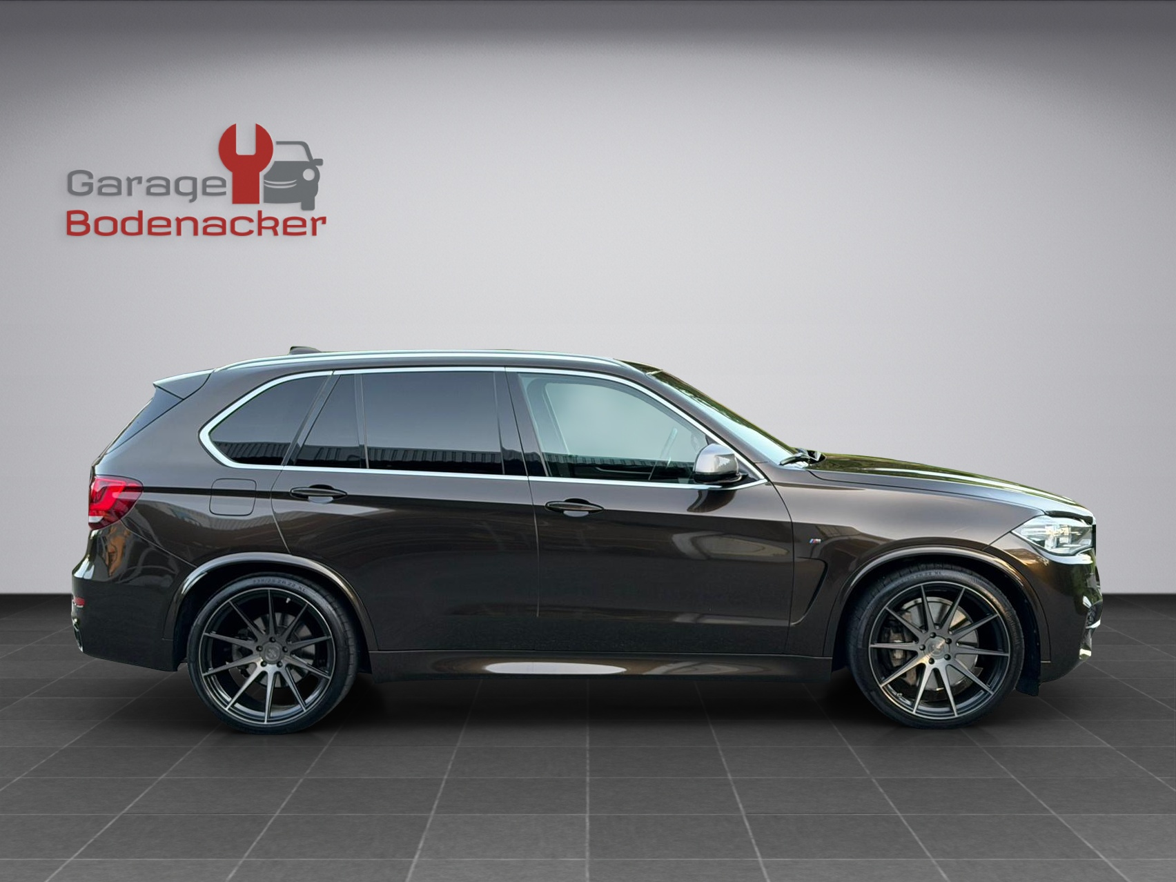 BMW X5 xDrive M50d Steptronic * 7 Sitzer * M Sport Paket * 22 Zoll * H&R Tieferlegung *-image-5