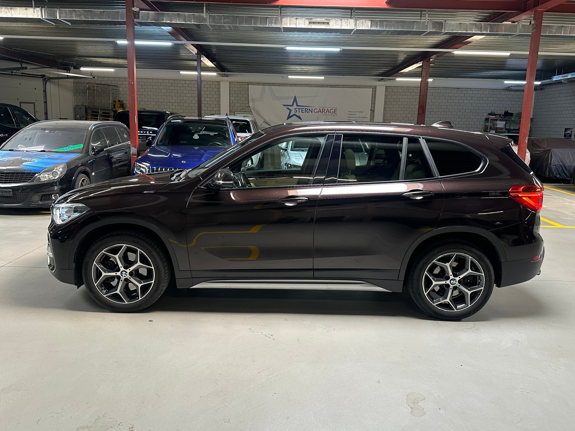 BMW X1 xDrive 25i xLine Steptronic-image-1