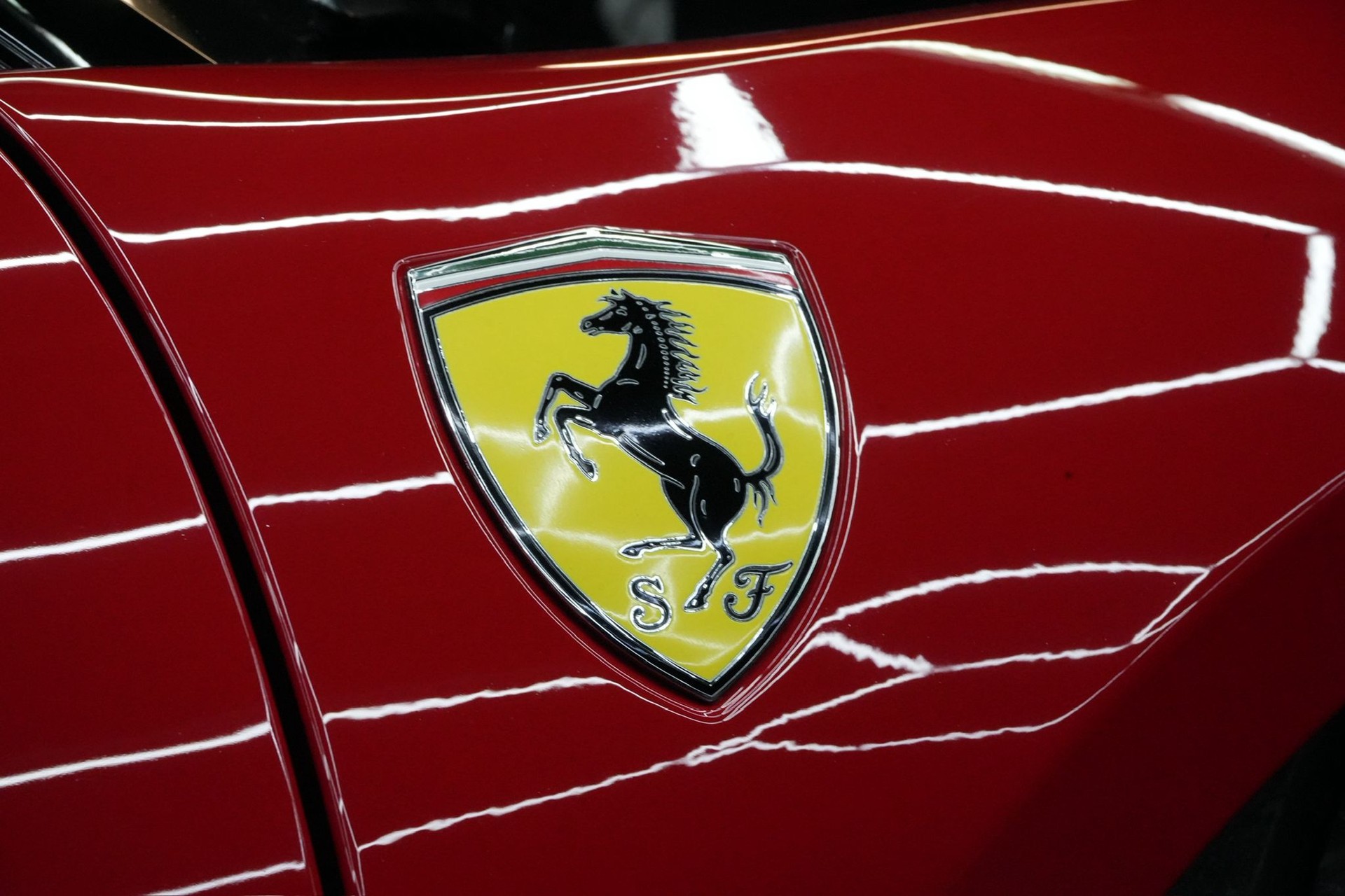 FERRARI 488 GTB 3.9 V8-image-6