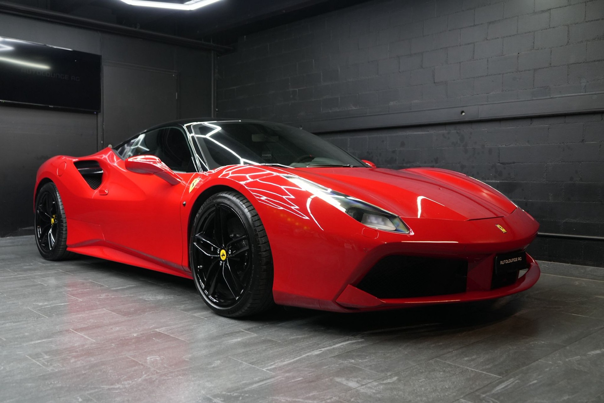 FERRARI 488 GTB 3.9 V8-image-1