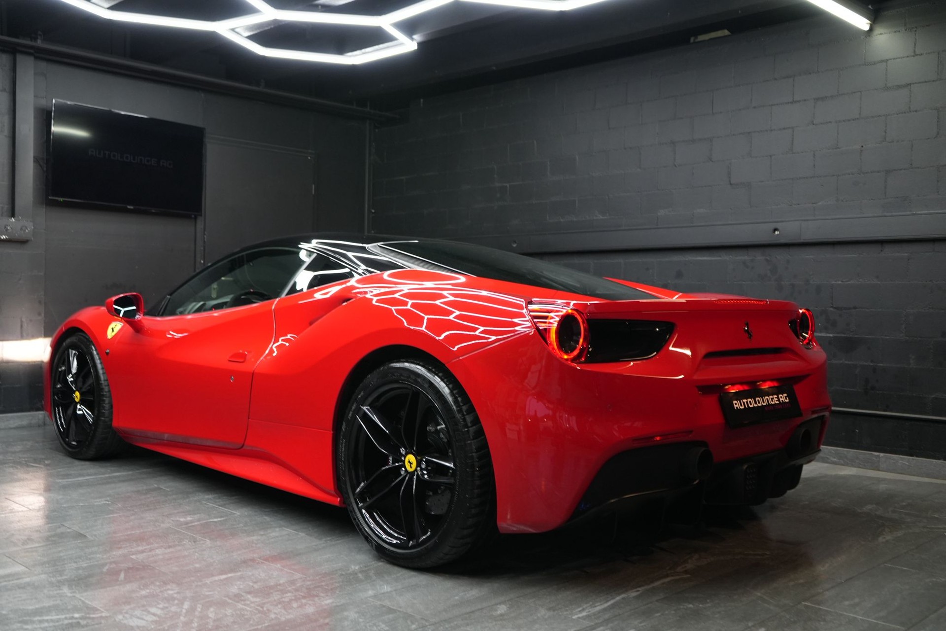 FERRARI 488 GTB 3.9 V8-image-5