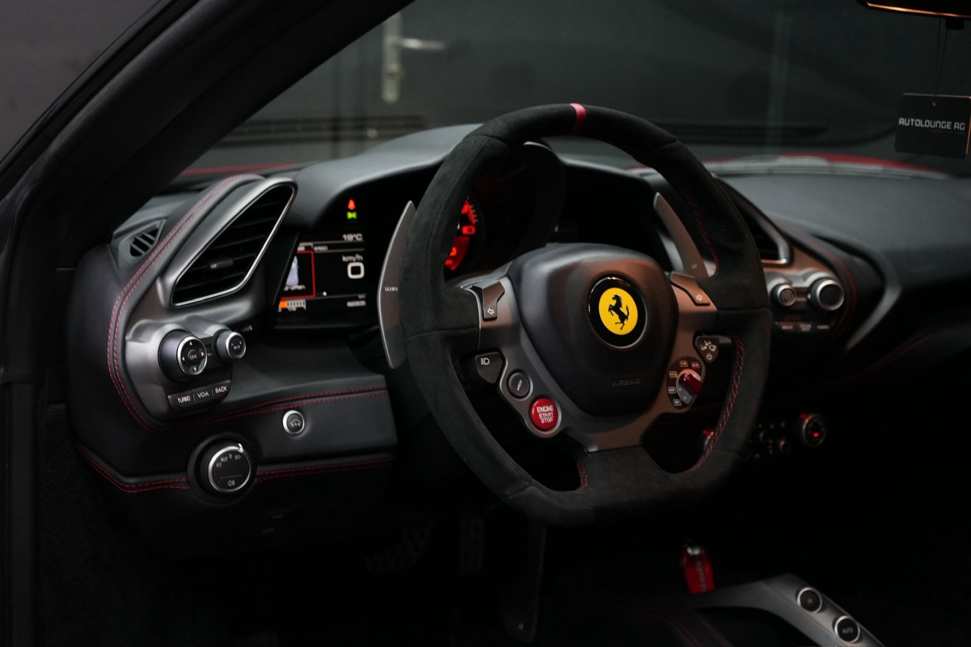 FERRARI 488 GTB 3.9 V8-image-9