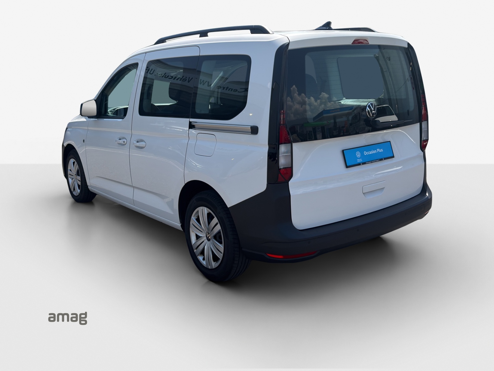 VW Caddy 2.0 TDI 4Motion-image-2