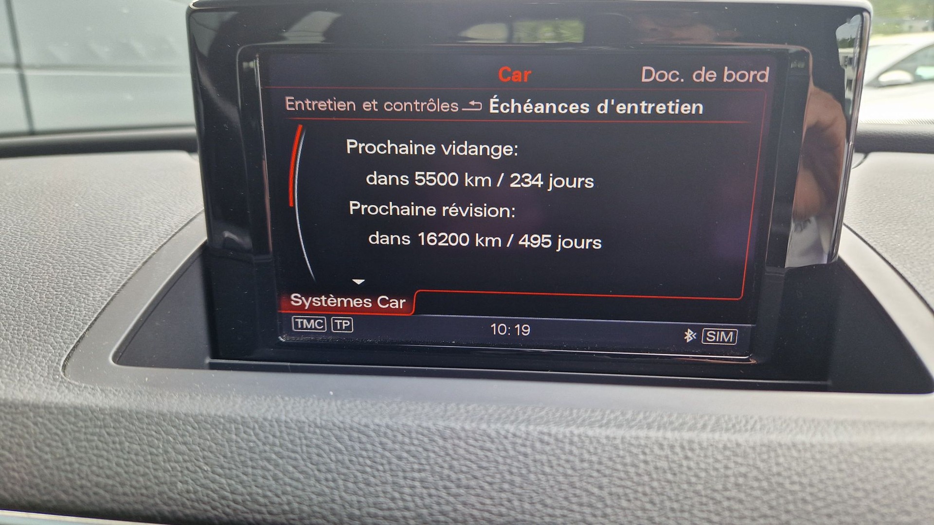 AUDI RS Q3-image-15