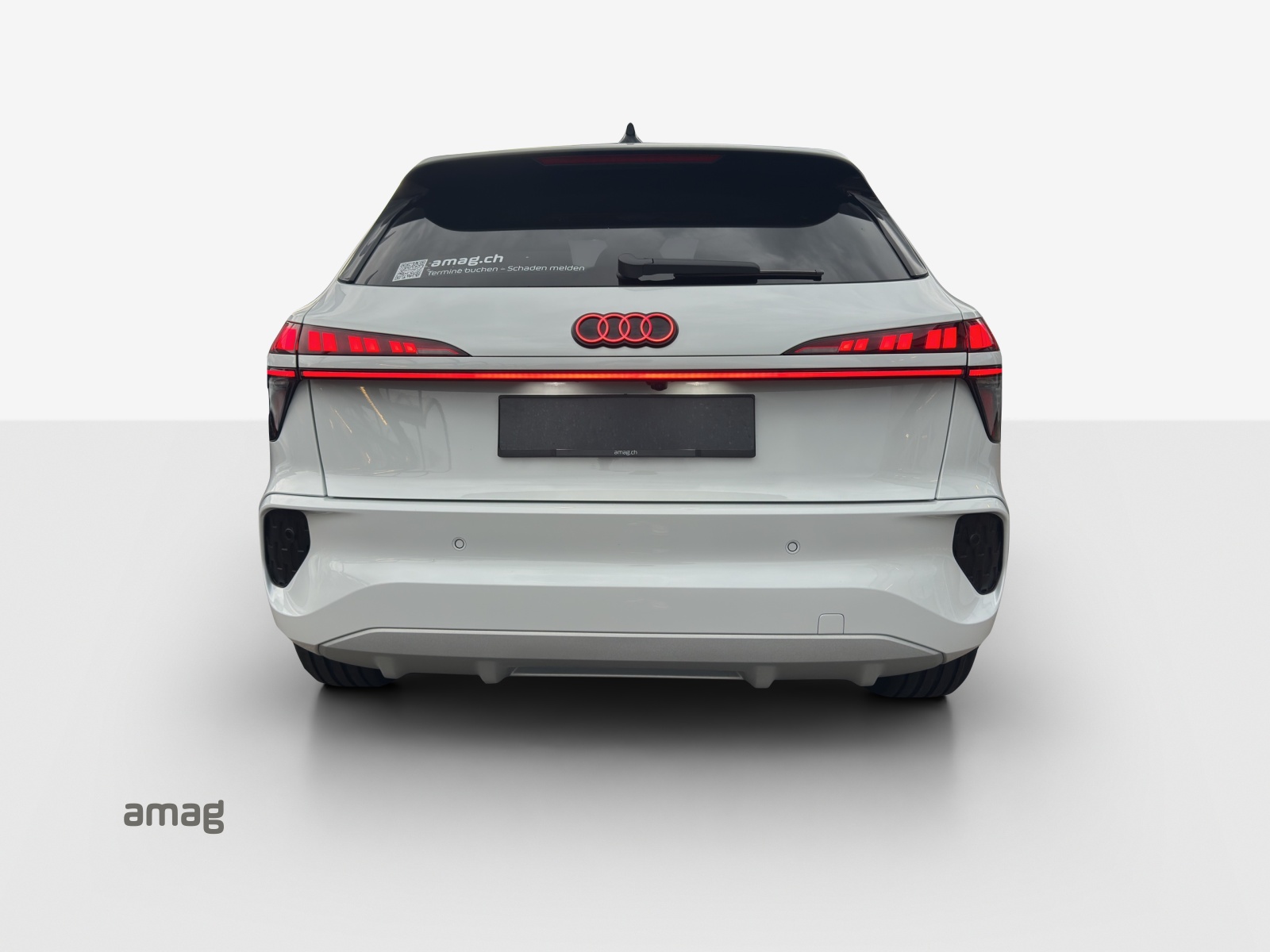 AUDI Q3 SUV 110 kW TFSI S tronic-image-3