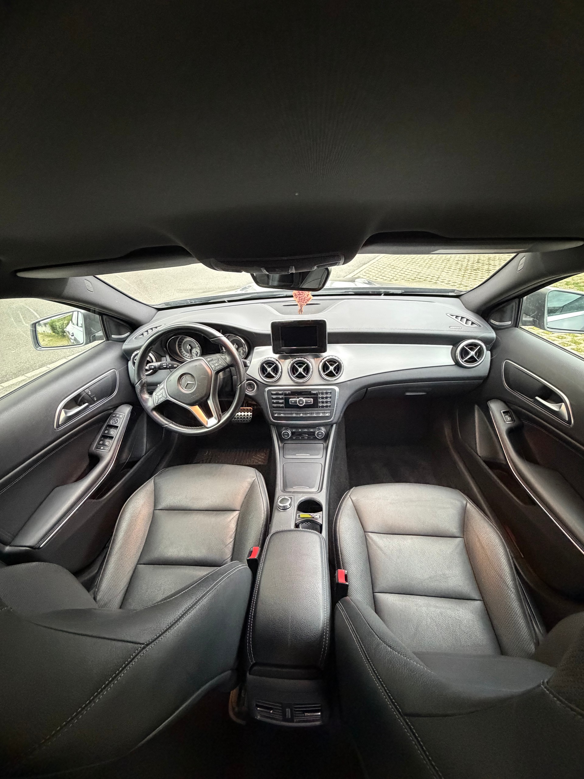 MERCEDES-BENZ Mercedes-Benz GLA 220 CDI 4MATIC-image-3