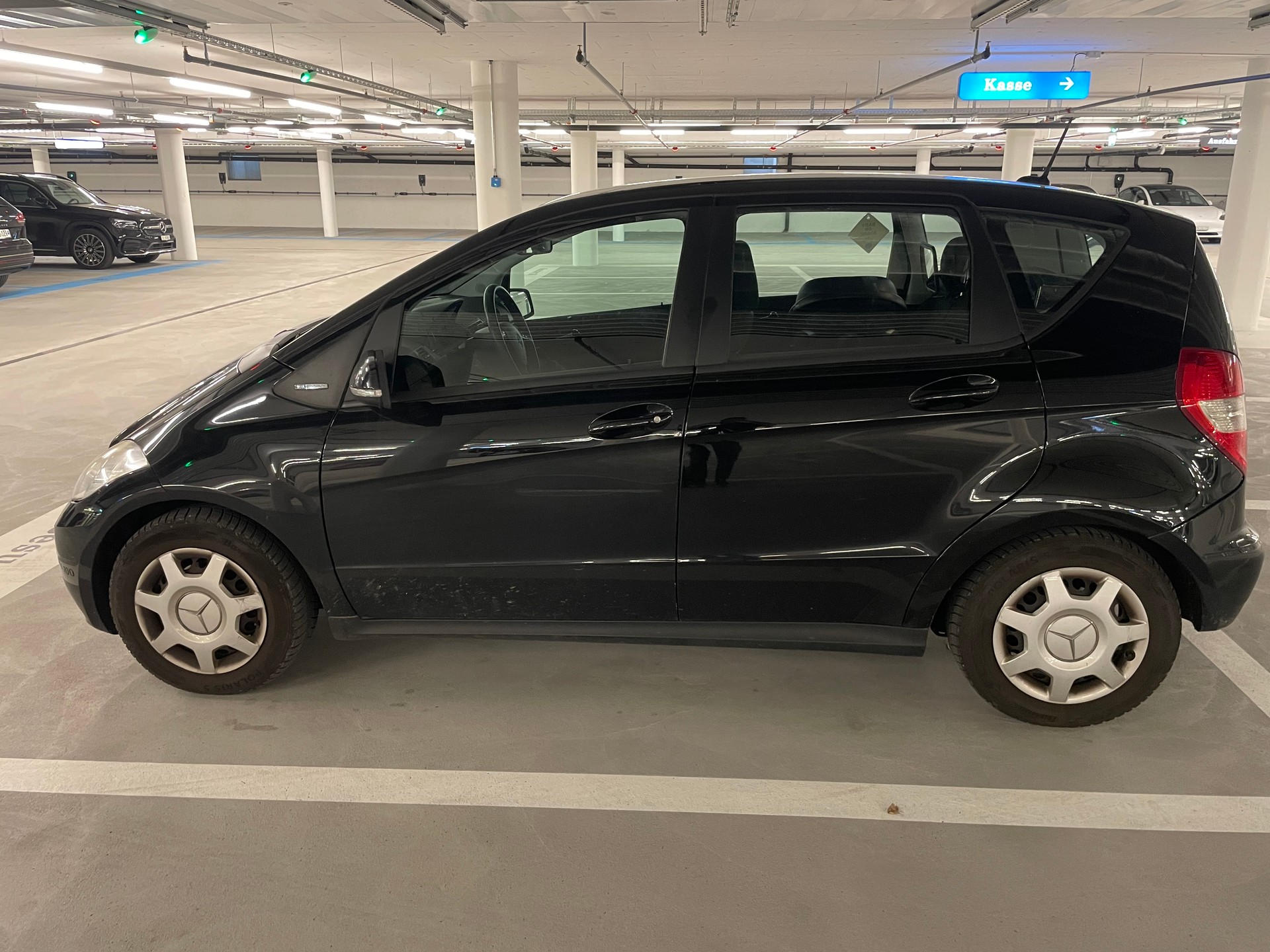 MERCEDES-BENZ A 160 BlueEF Classic-image-2