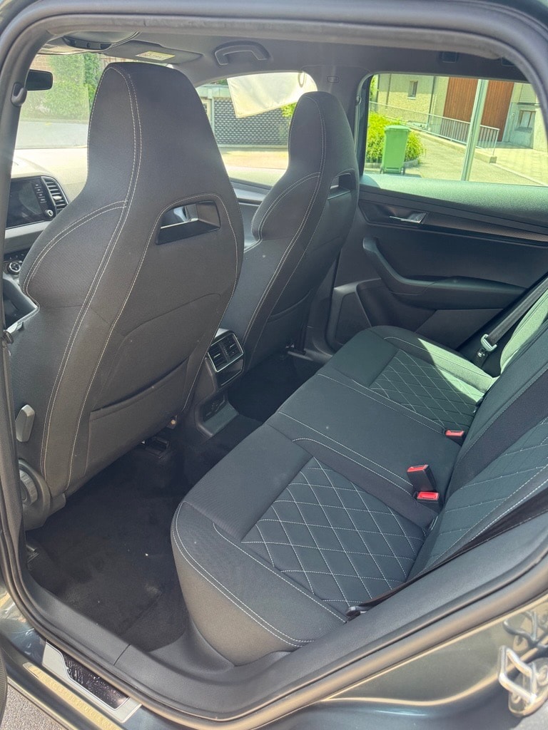 SKODA Karoq 2.0 TSI SportLine 4x4 DSG-image-8