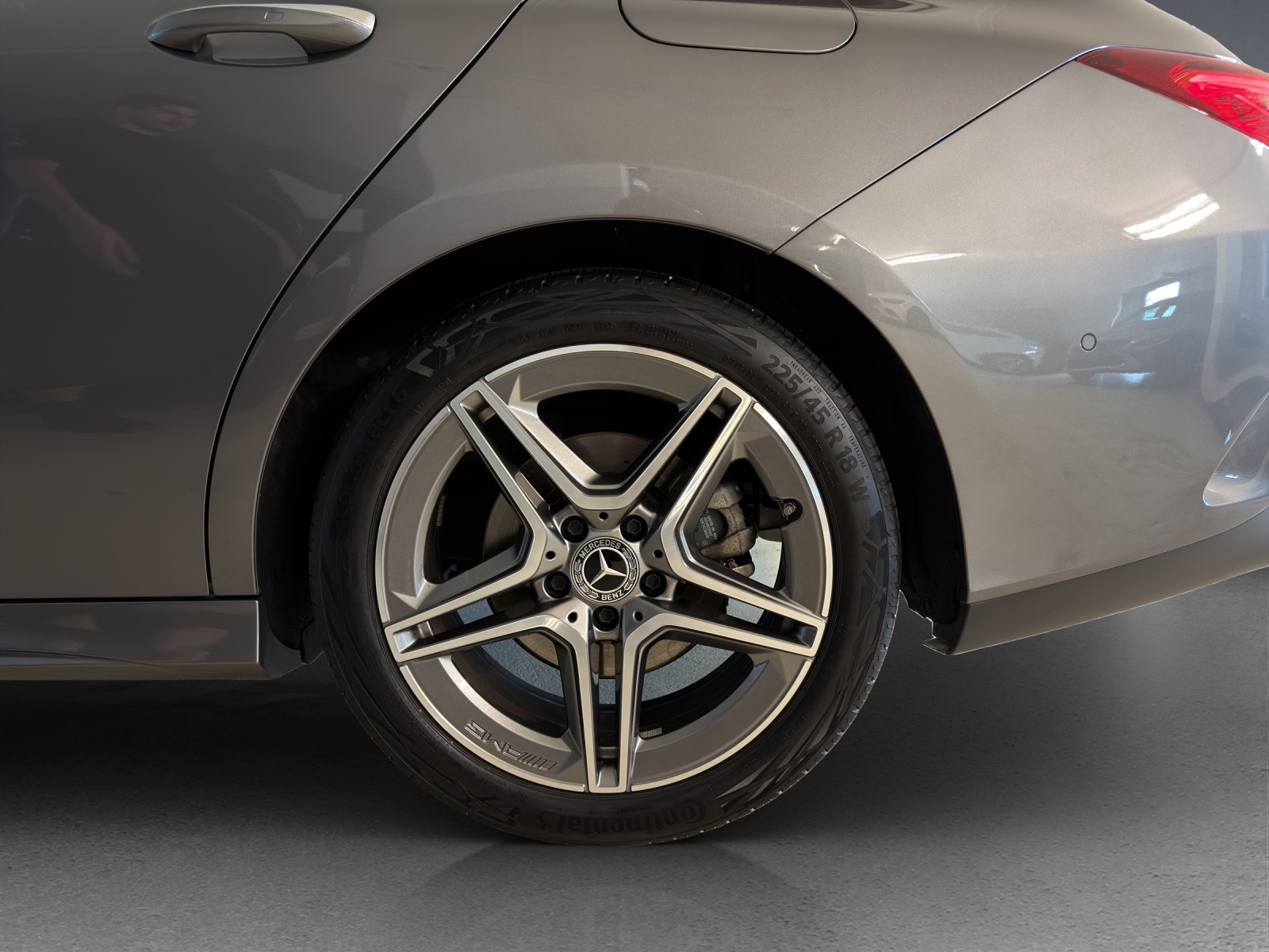 MERCEDES-BENZ CLA SB 200 7G-DCT-image-5