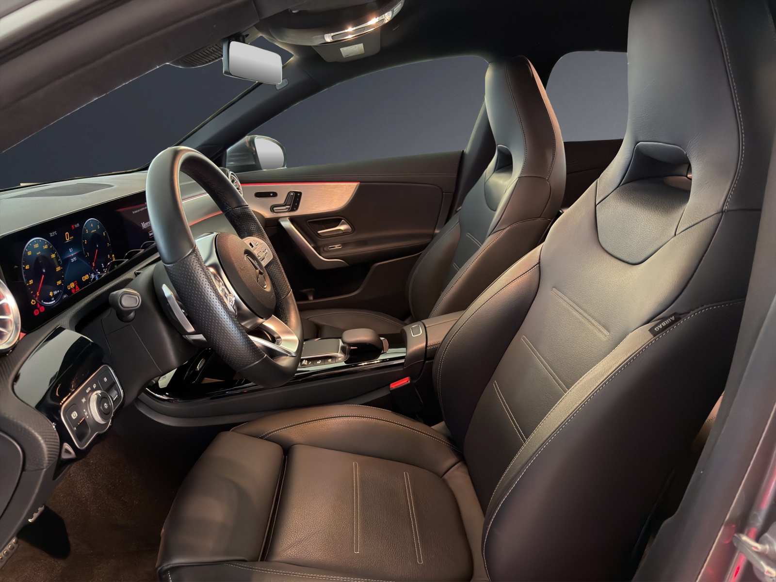 MERCEDES-BENZ CLA SB 200 7G-DCT-image-6