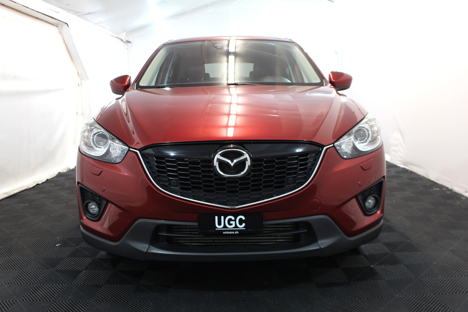MAZDA CX-5 2.2 D HP Revolution AWD-showroom-element-1