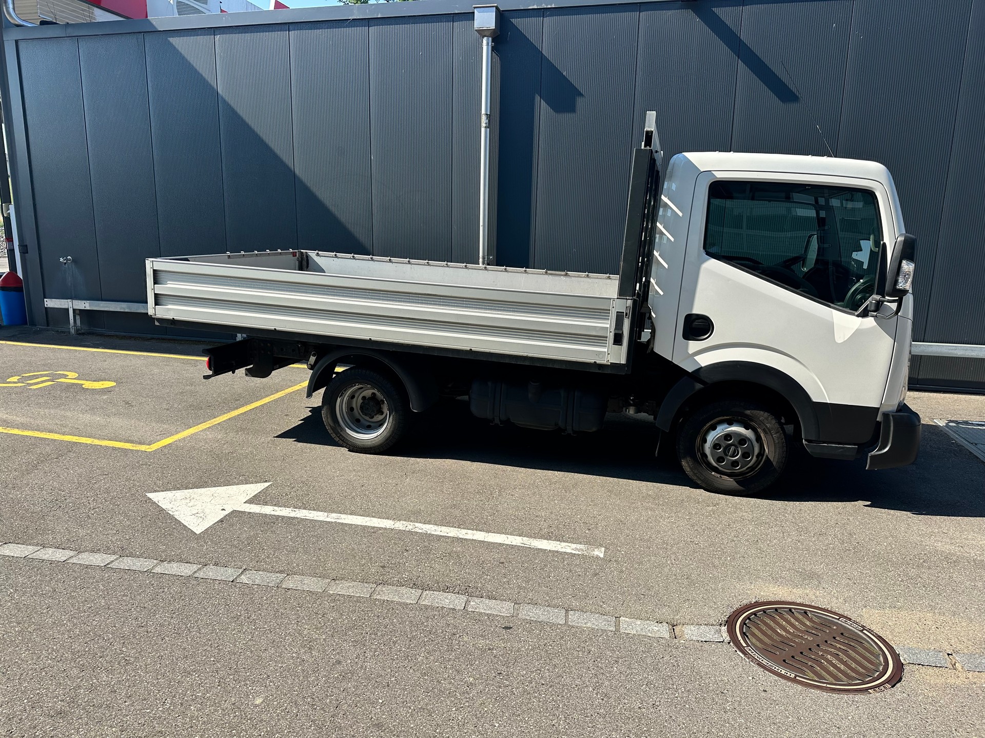 NISSAN NT400 35.13 L3 PRO