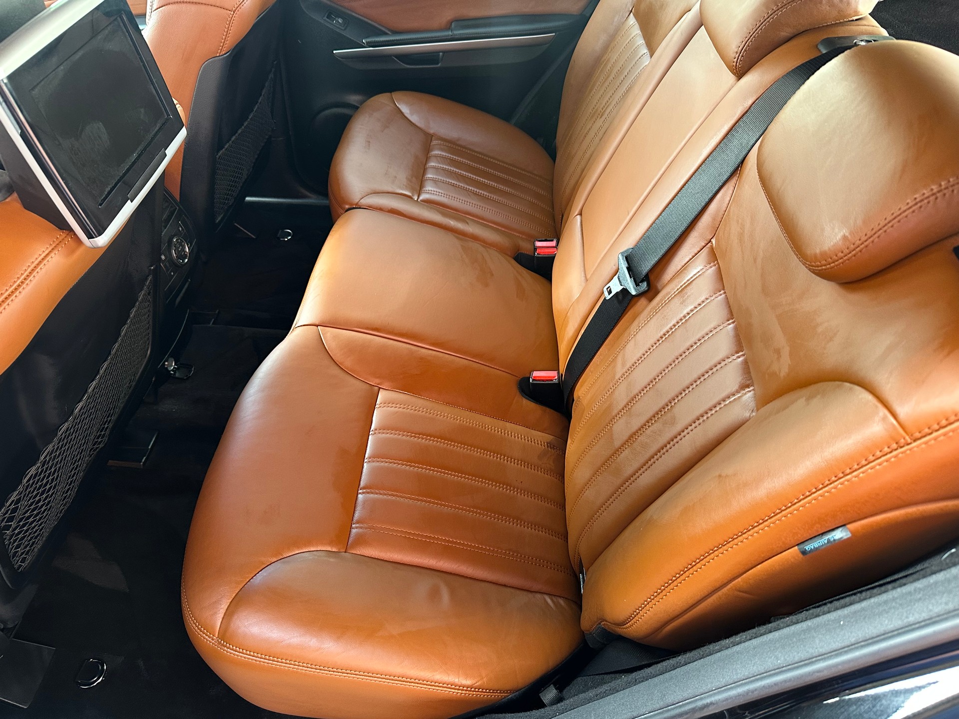 MERCEDES-BENZ ML 350 4Matic Edition 7G-Tronic-image-12