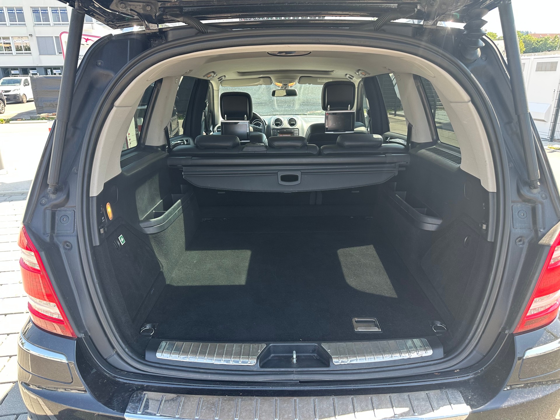 MERCEDES-BENZ GL 500 4Matic 7G-Tronic-image-9