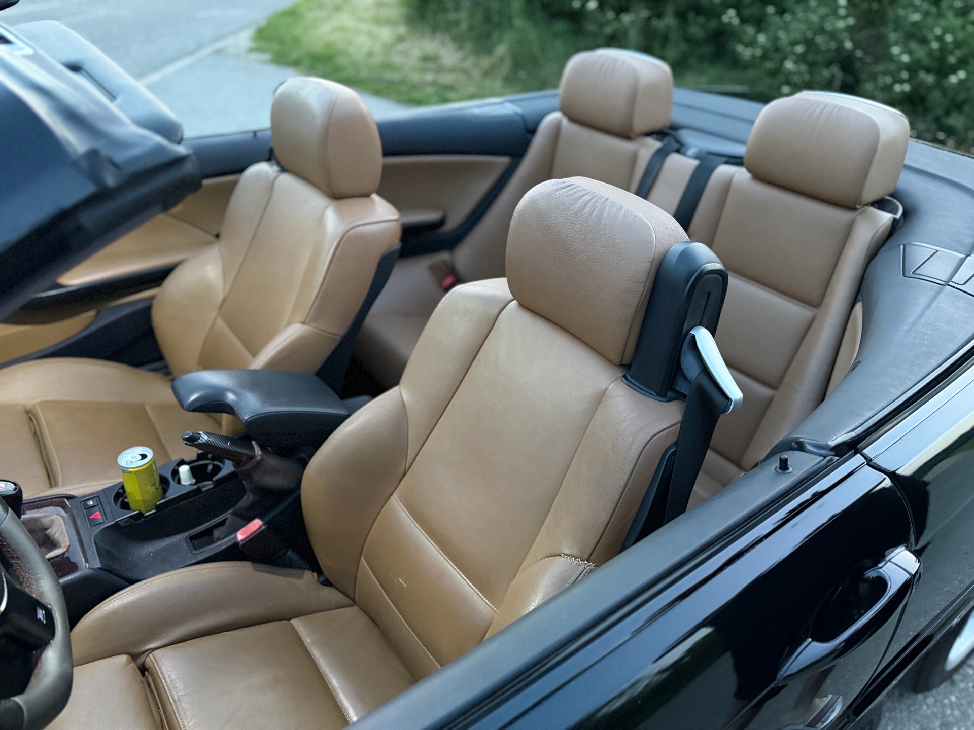 BMW 330Ci Cabriolet-image-3