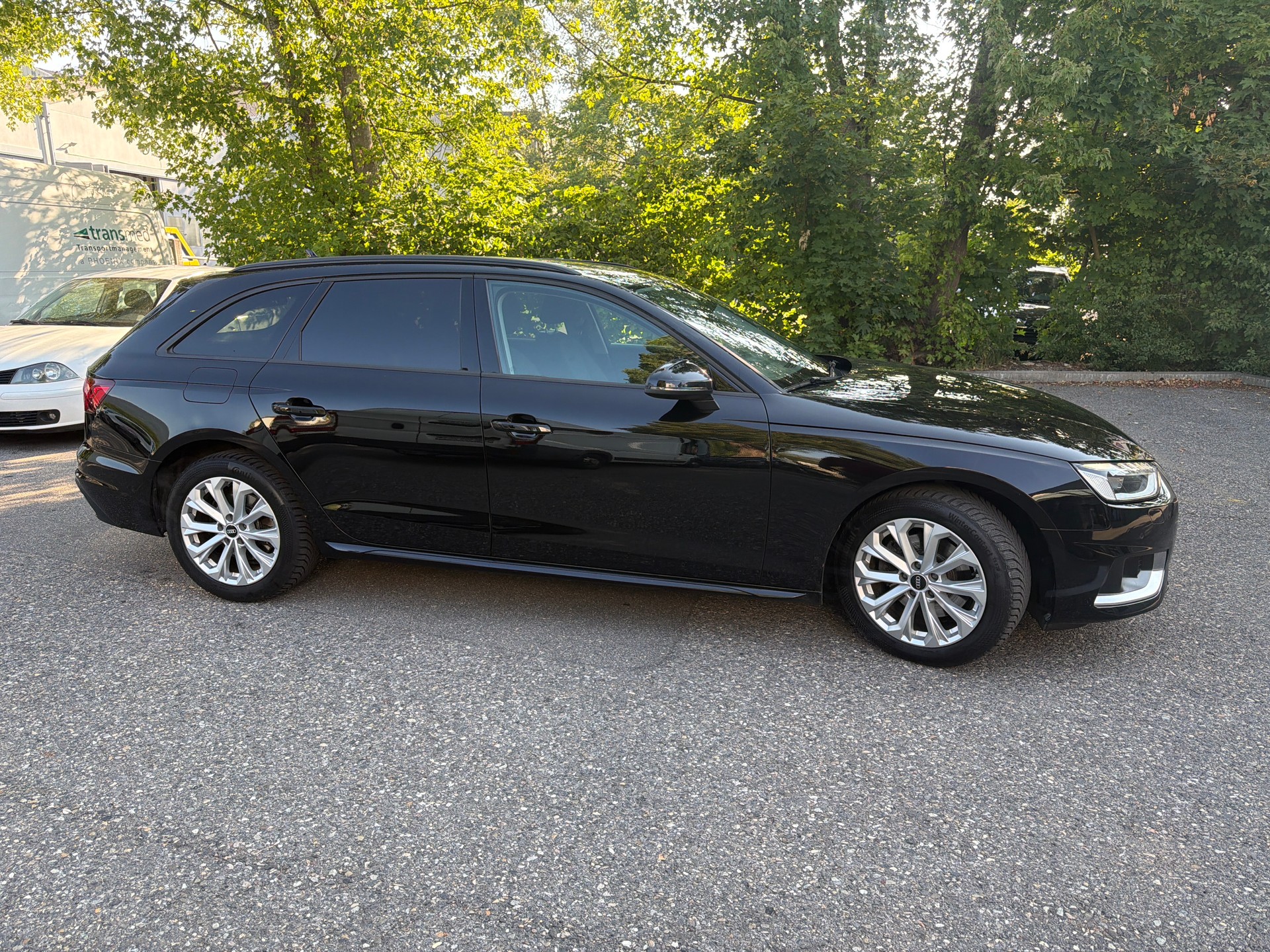 AUDI A4 Avant 35 TDI S-tronic ** Gr-Navigationssystem ** PDC Vorne + Hinten ** Tempomat ** Frisch Ab MFK & Service **-image-10