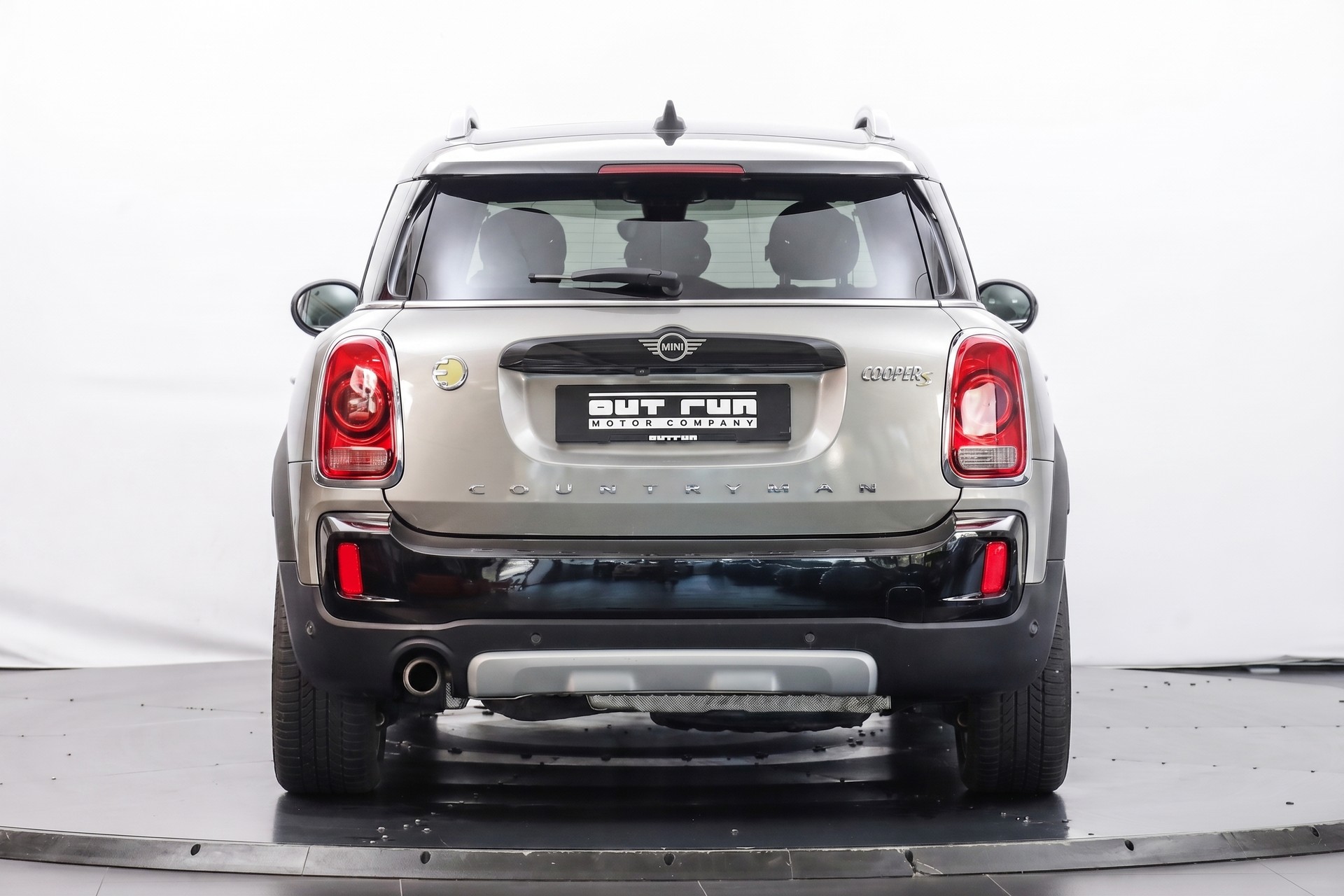 MINI Countryman Cooper S E ALL4 Steptronic-showroom-element-2