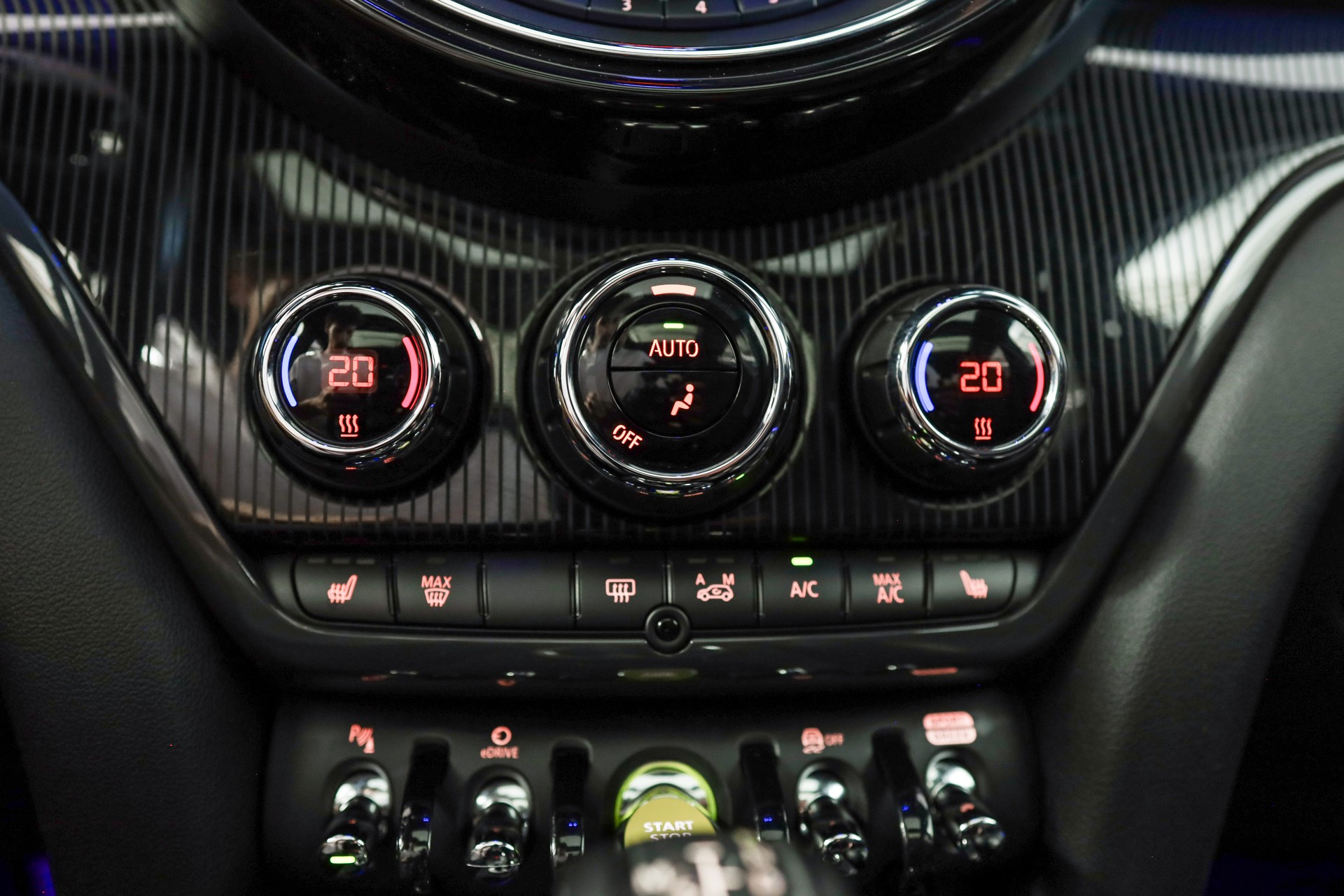 MINI Countryman Cooper S E ALL4 Steptronic-image-18