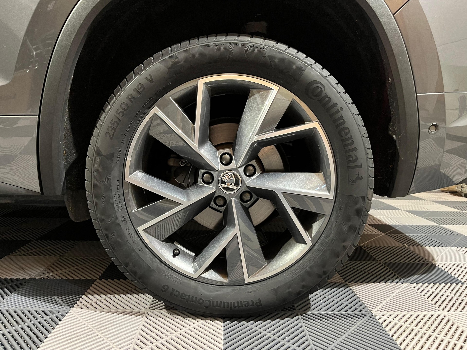 SKODA Kodiaq 2.0 TSI 4x4 SportLine-image-9