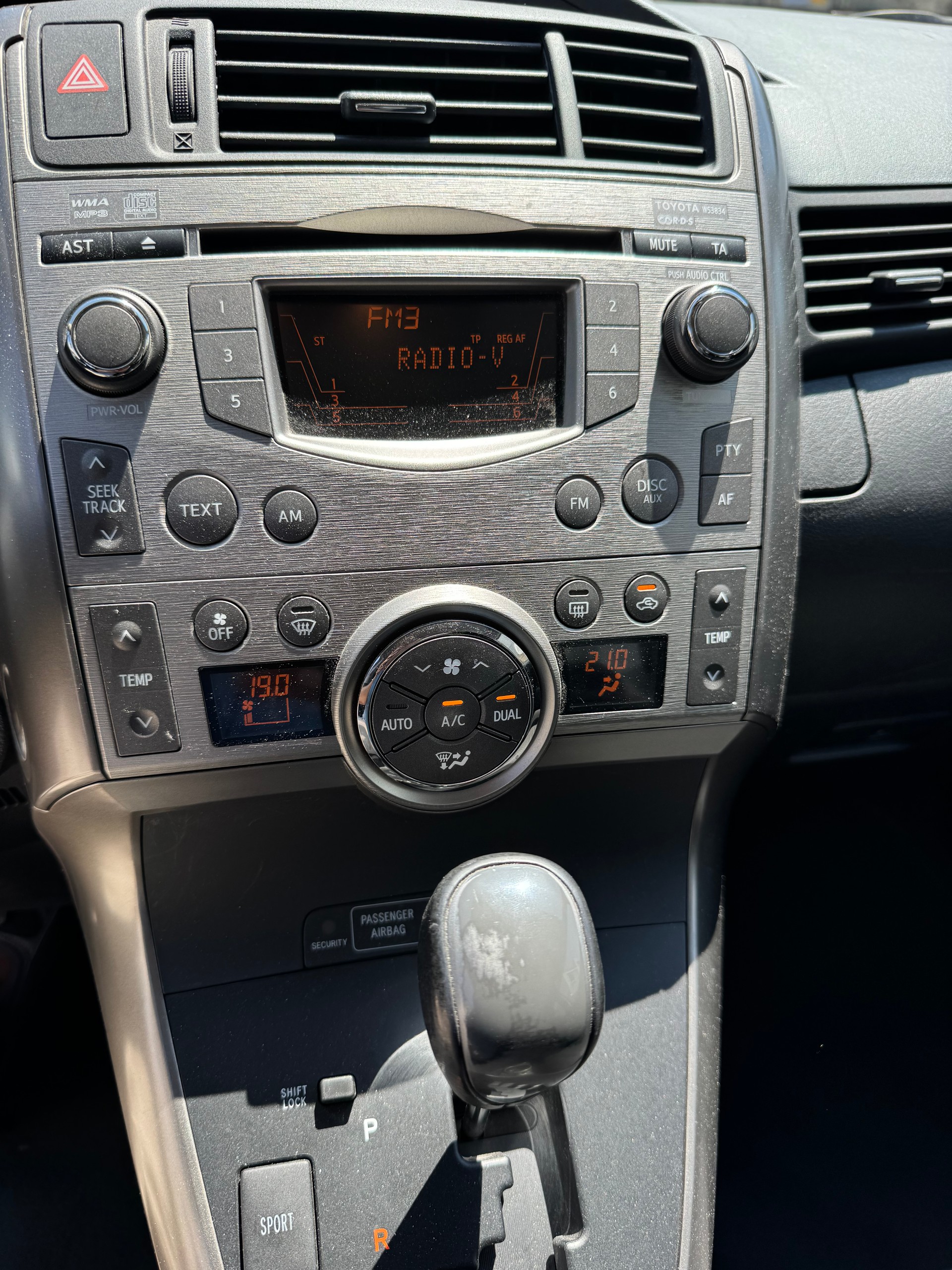 TOYOTA Verso 1.8 Linea Sol Multidrive-image-11