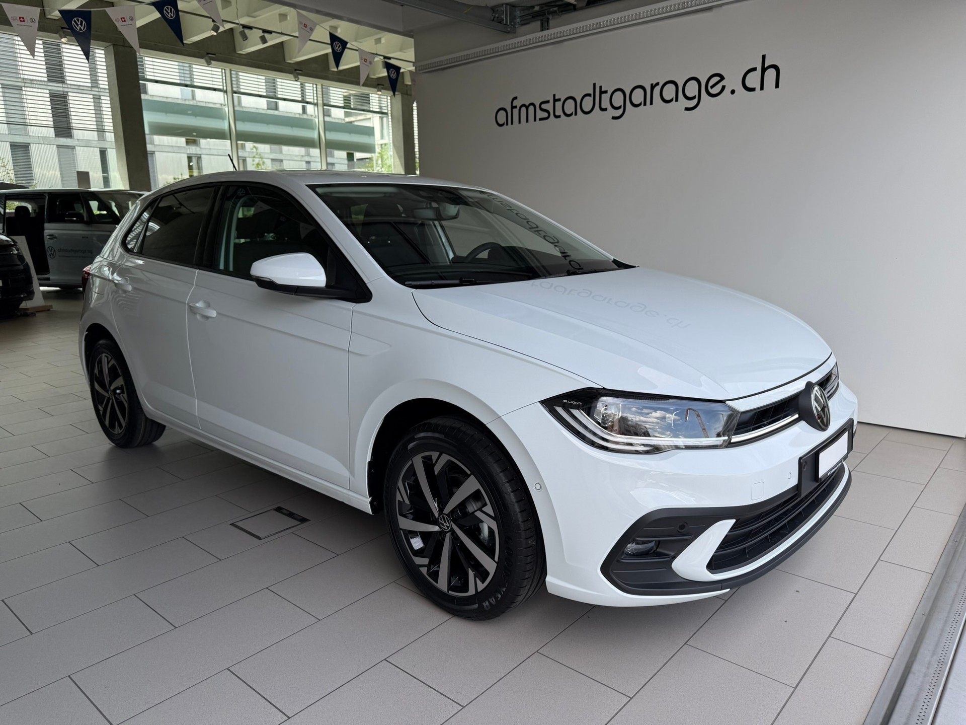 VW Polo 1.0 TSI Life DSG-image-0