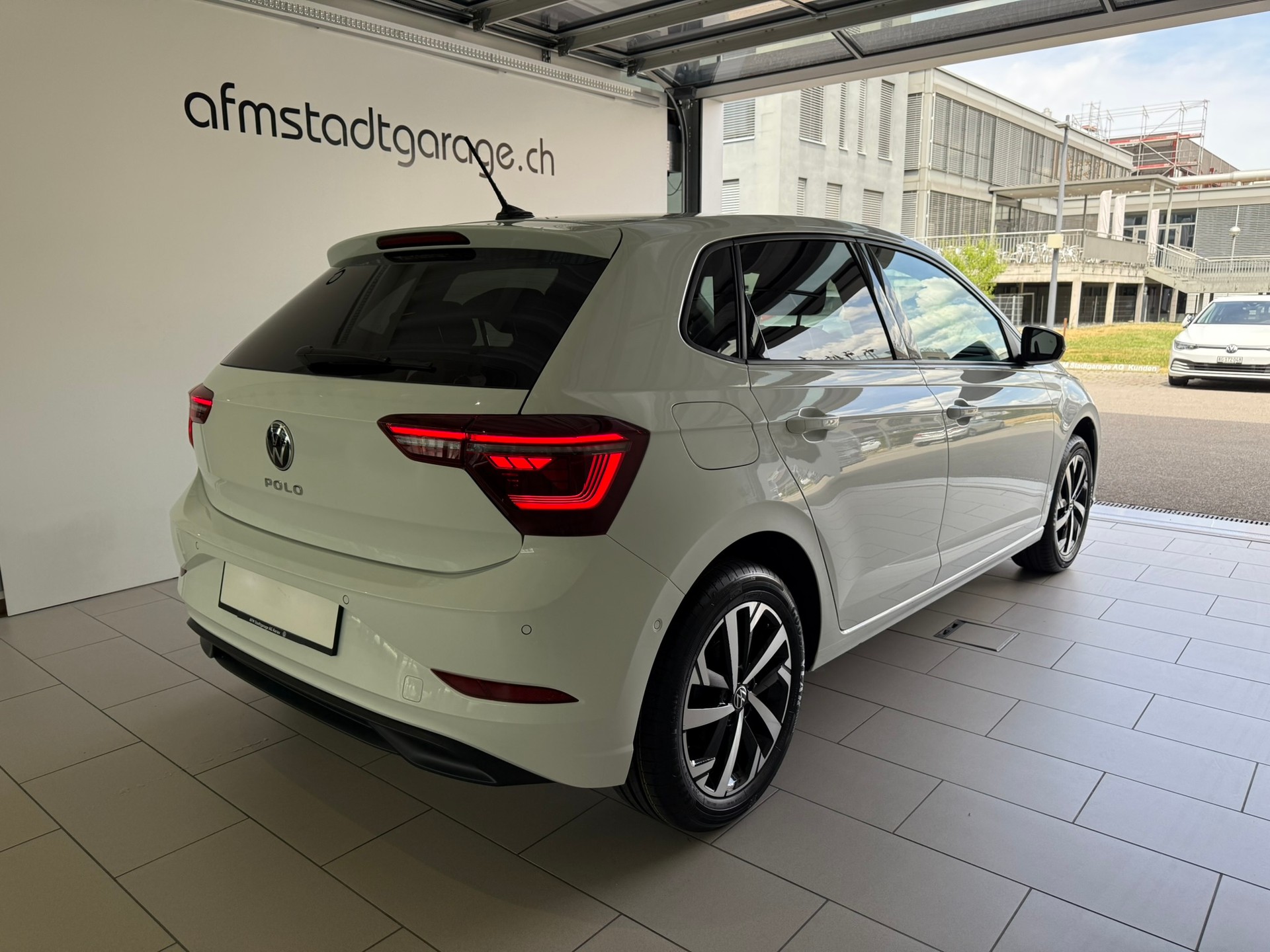 VW Polo 1.0 TSI Life DSG-image-5