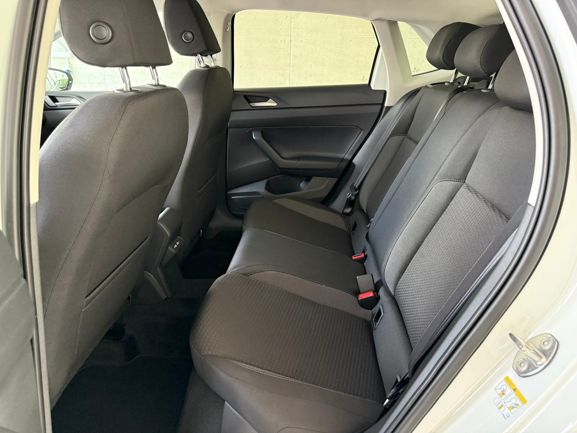 VW Polo 1.0 TSI Life DSG-image-8