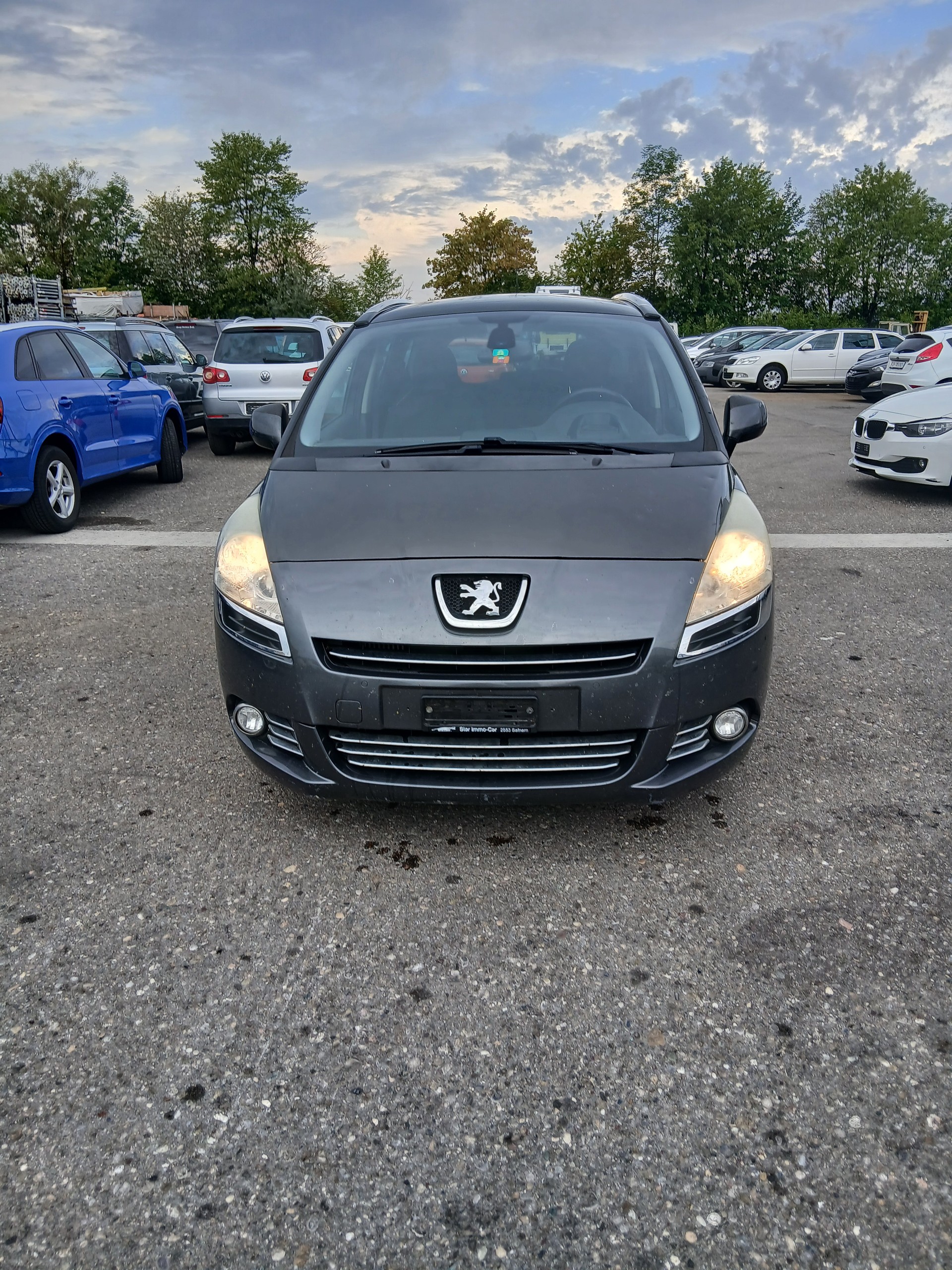 PEUGEOT 5008 1.6 16V T Active-image-0