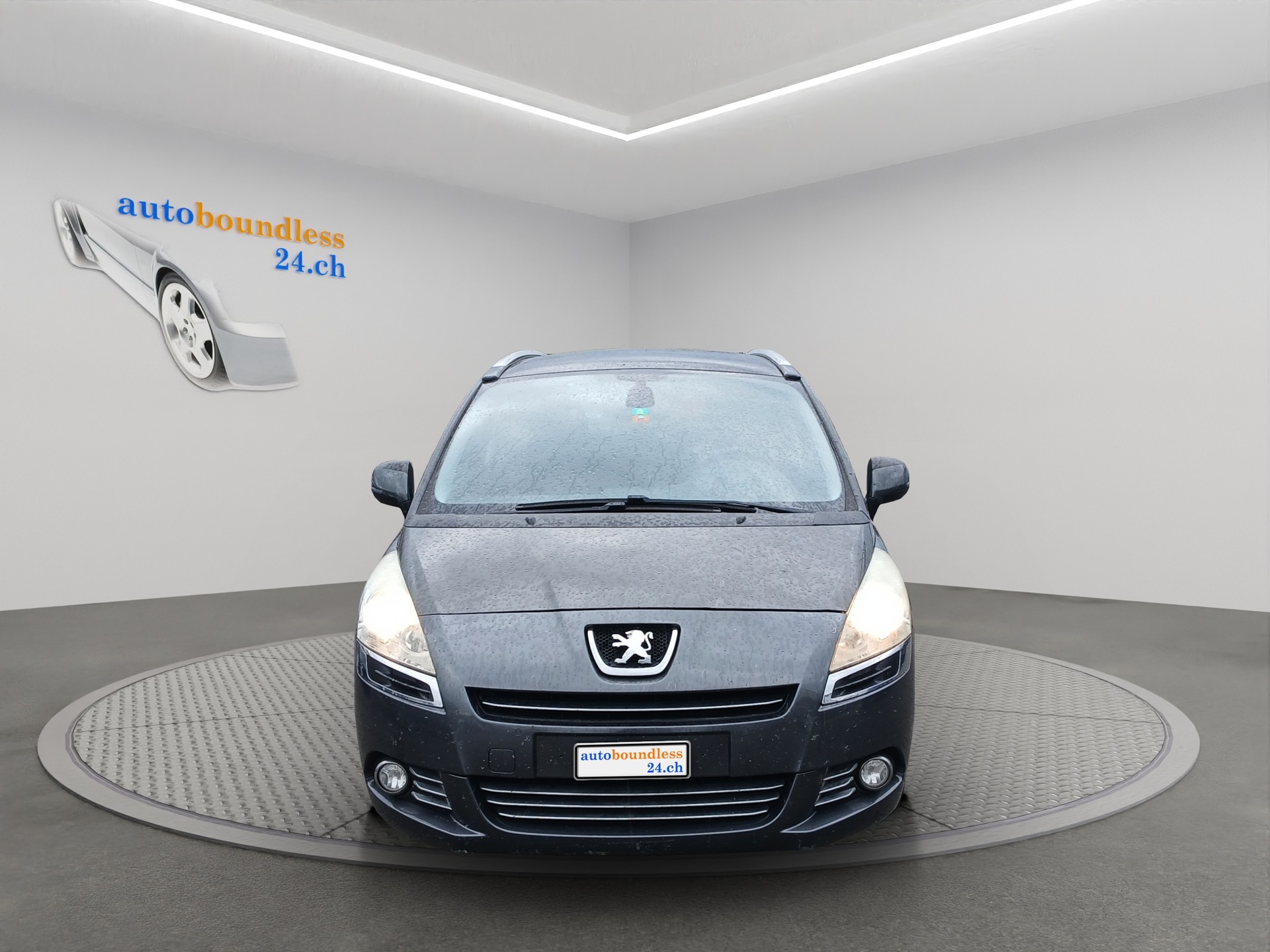 PEUGEOT 5008 1.6 16V T Active-image-0