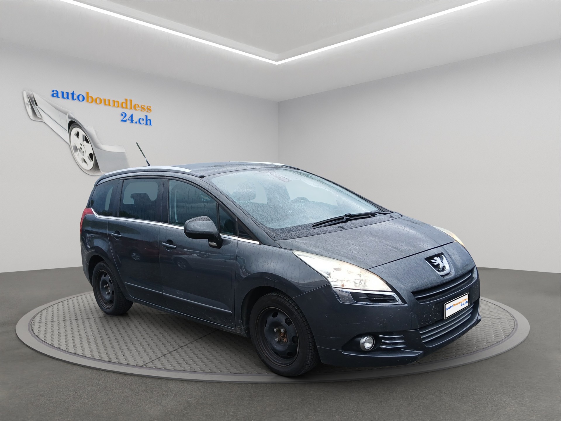 PEUGEOT 5008 1.6 16V T Active-image-1