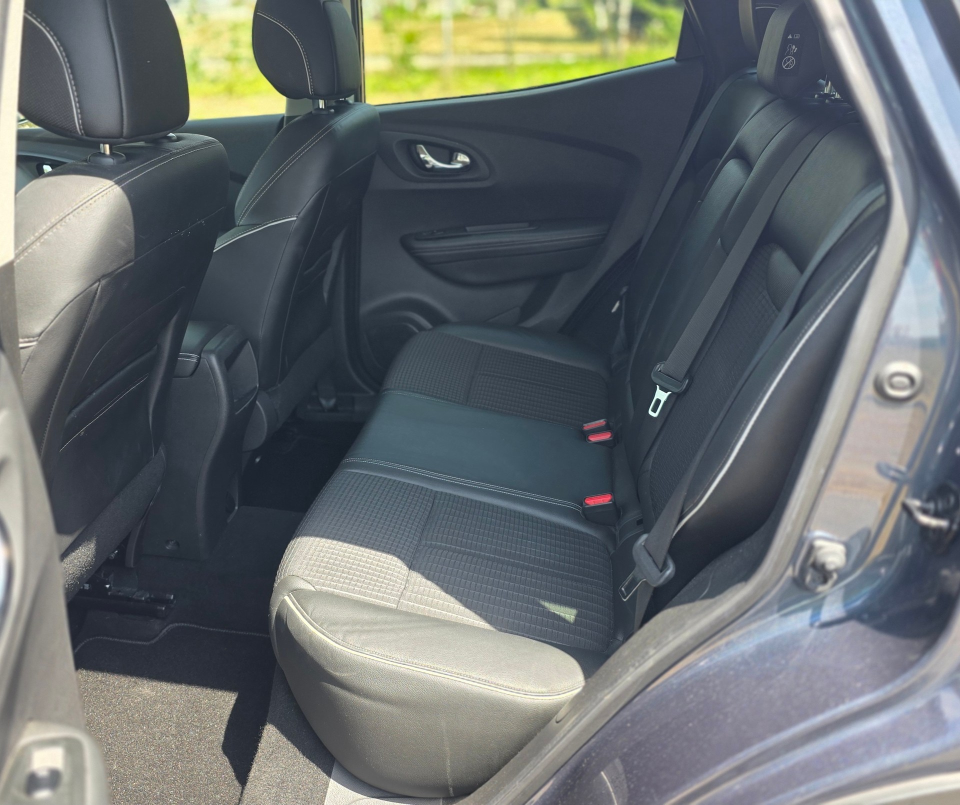 RENAULT Kadjar 1.2 16V Turbo Bose-image-7