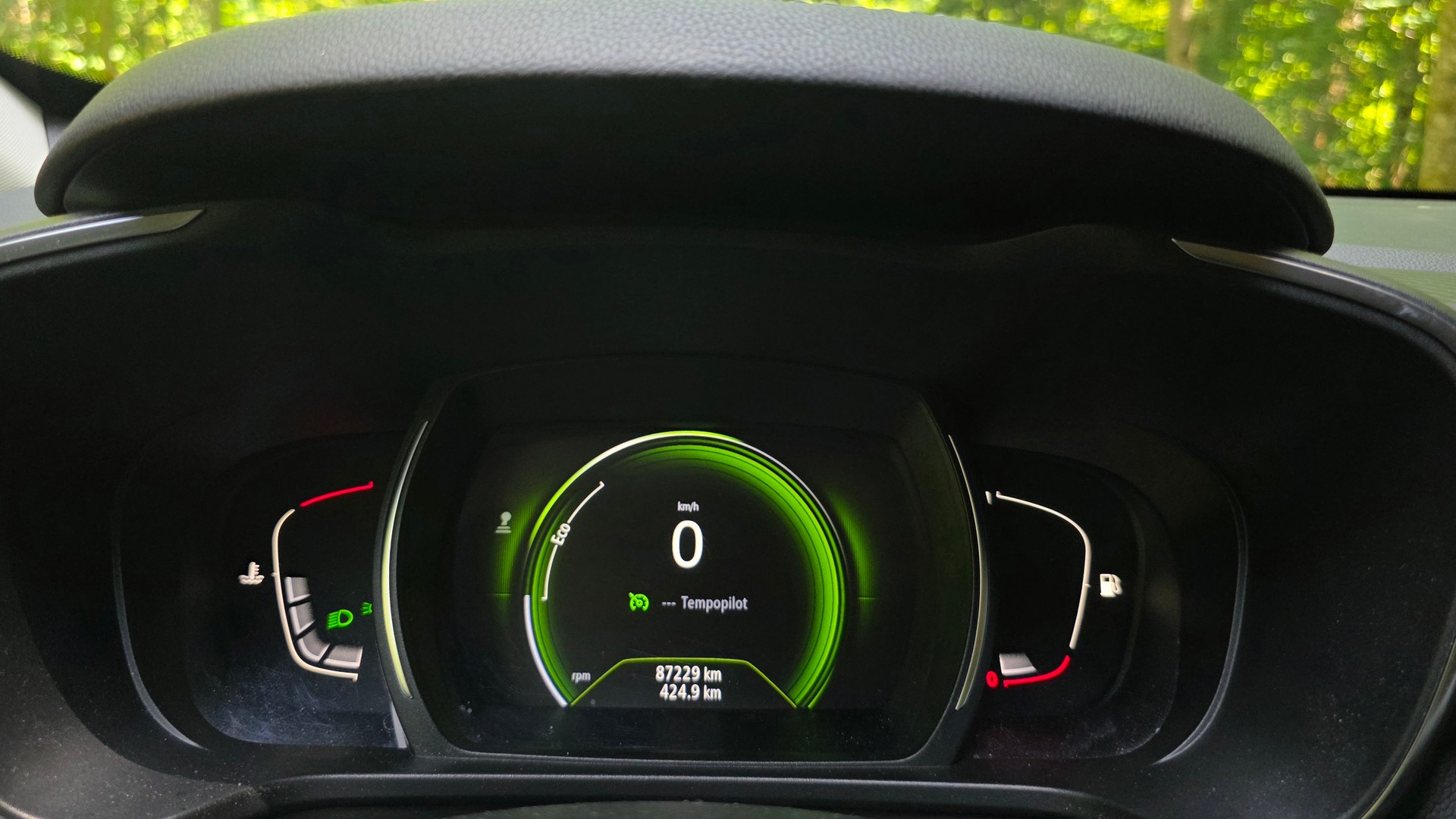RENAULT Kadjar 1.2 16V Turbo Bose-image-10