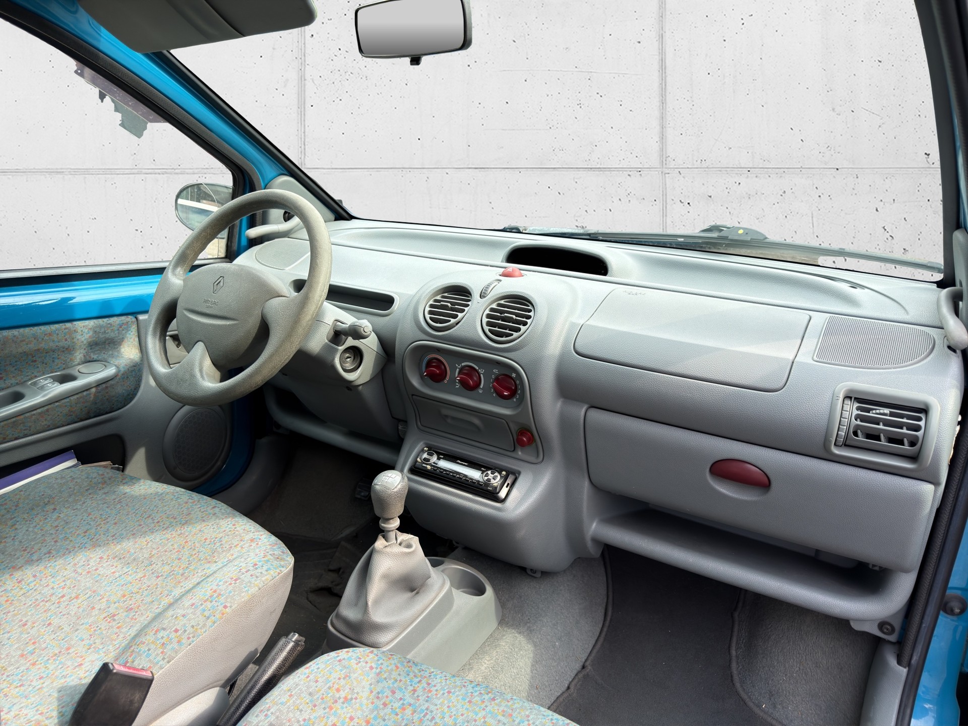 RENAULT Twingo 1.2 Authentique Advantage-image-10