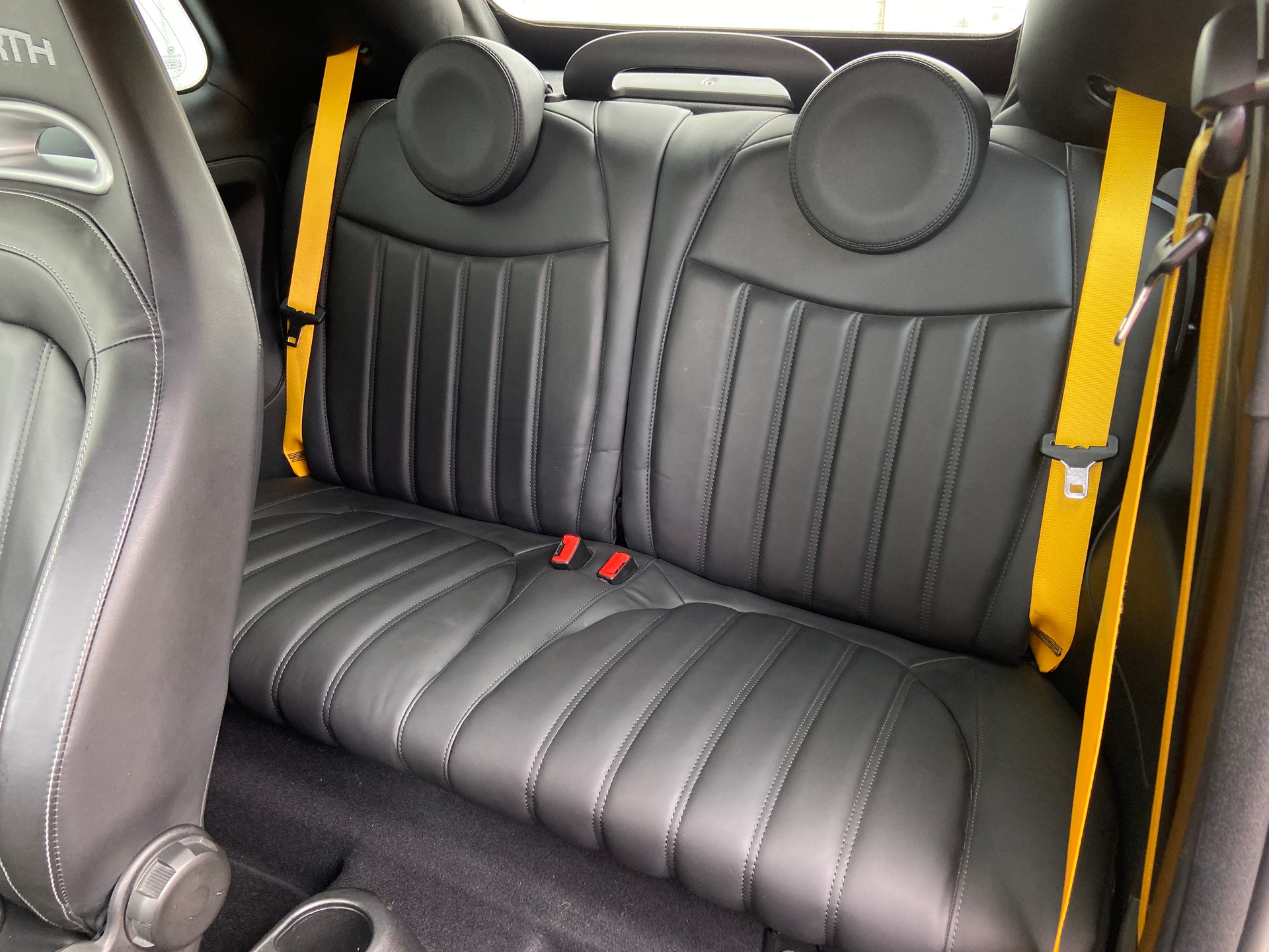 FIAT 595 Cabrio 1.4 16V Turbo Abarth Competizione Dualogic - Automat-image-6