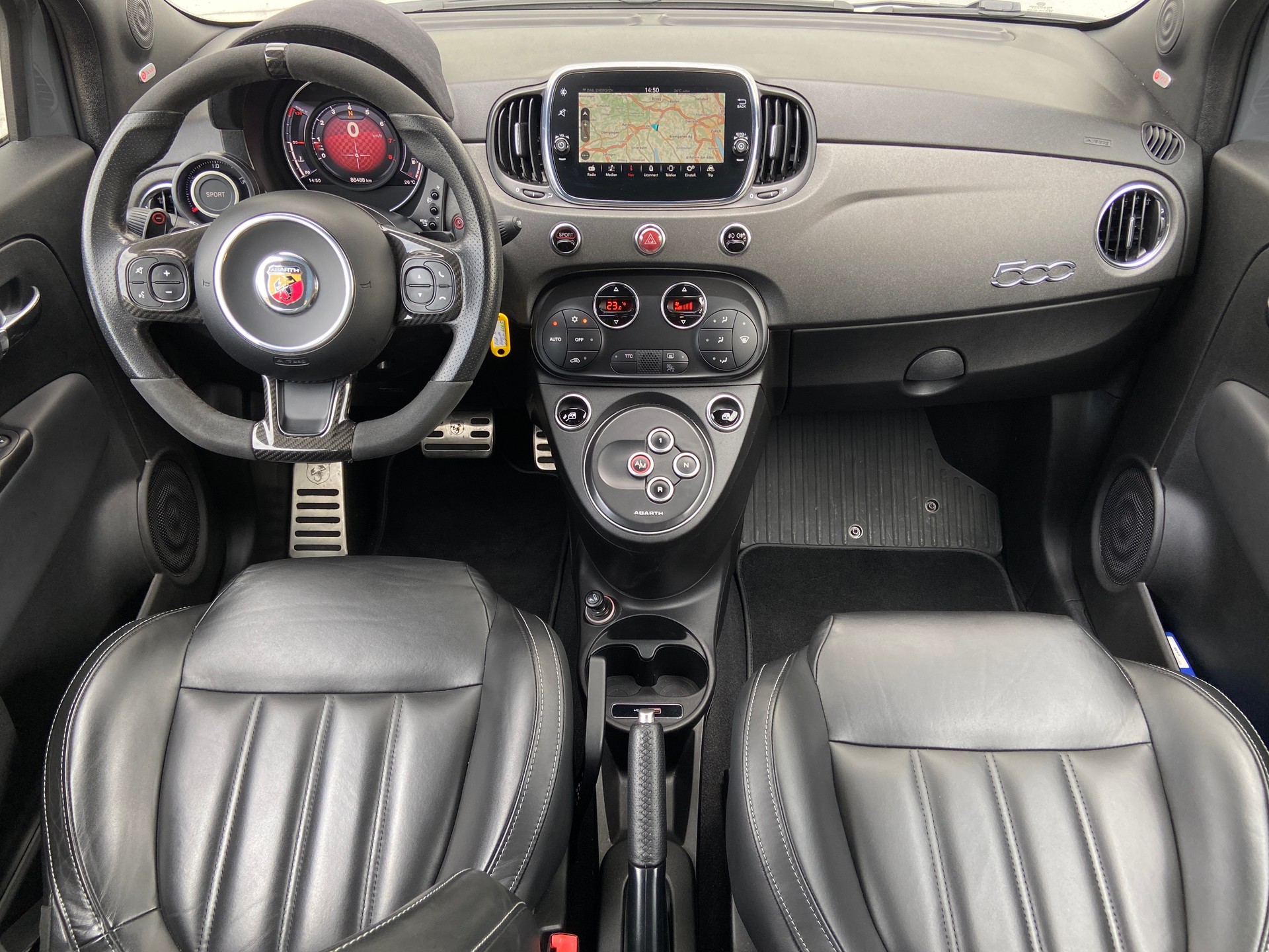 FIAT 595 Cabrio 1.4 16V Turbo Abarth Competizione Dualogic - Automat-image-3