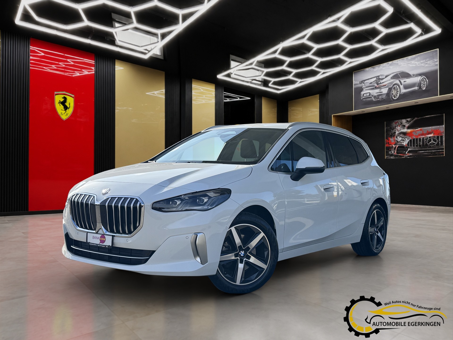 BMW 218d Active Tourer-image-0