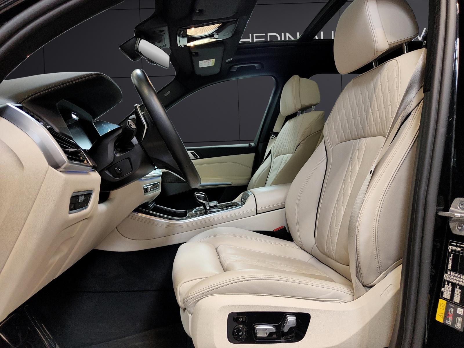 BMW X5 45e xDrive Attraktiven Leasingzinssatz ab 0.9 % bei Abschluss einer BMW Fahrzeugversicherung-image-9