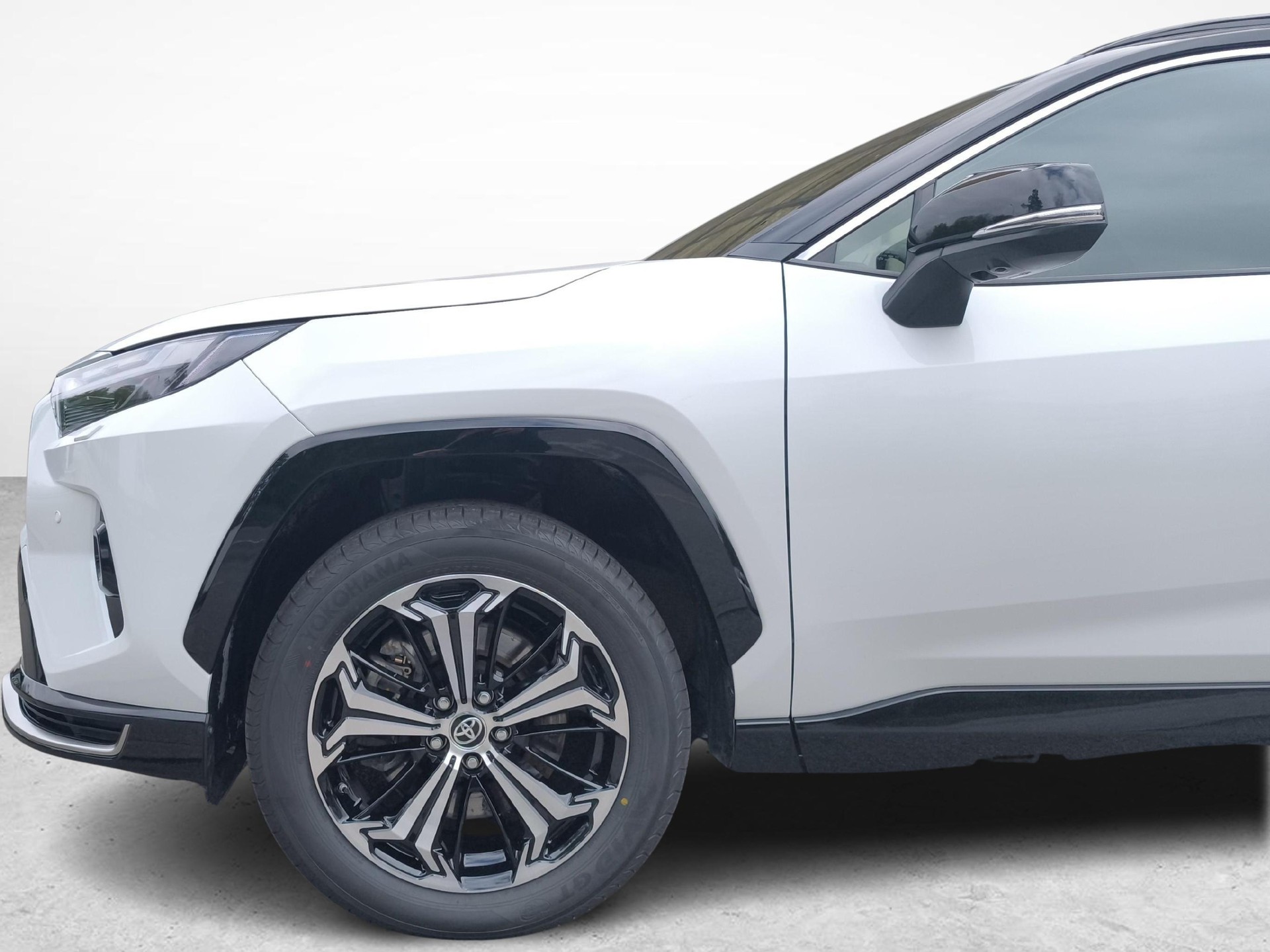 TOYOTA RAV4 2.5 Plug-In-Hybrid Platinum-image-12