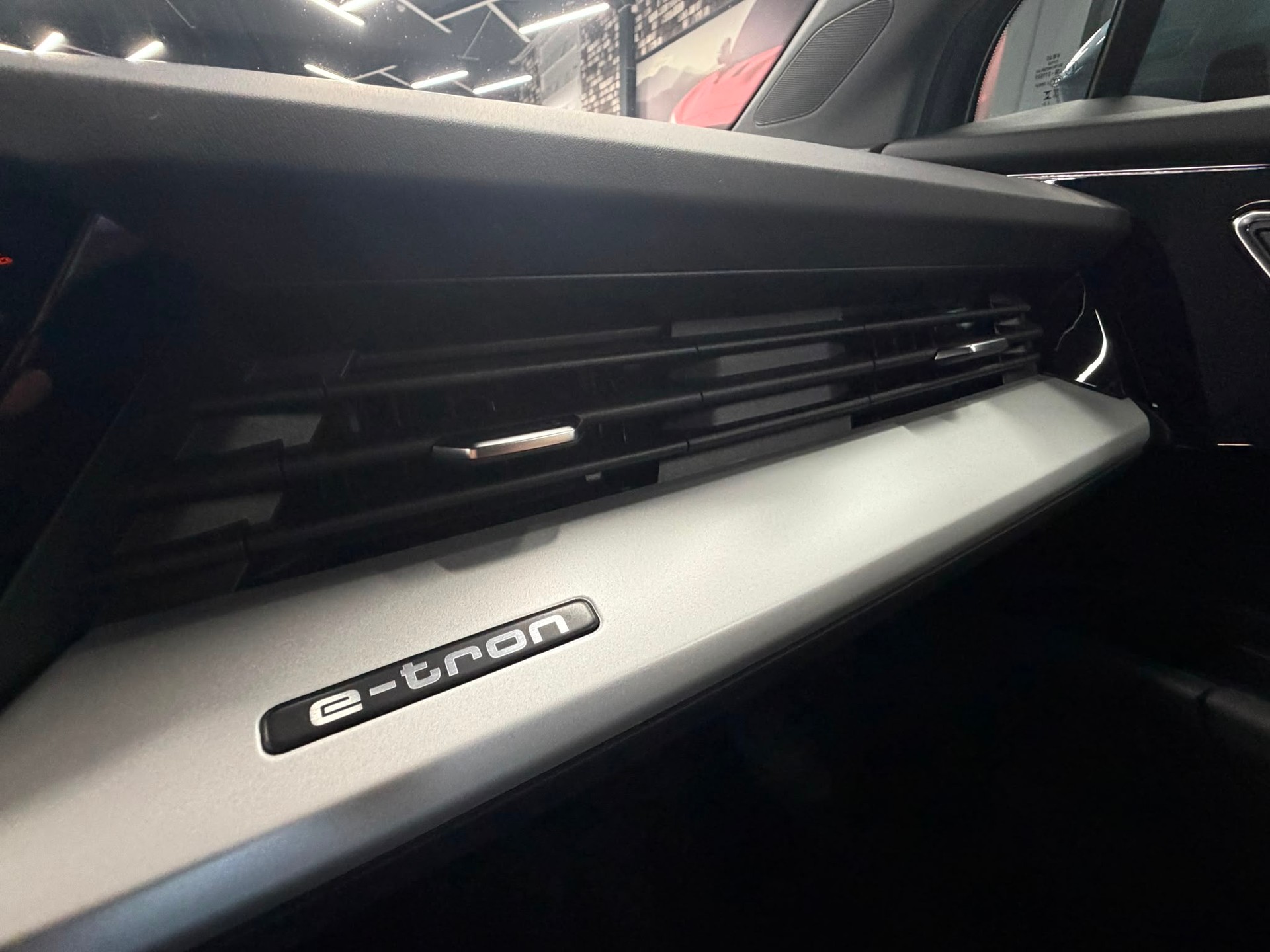 AUDI Q4 Sportback e-tron 45-image-18
