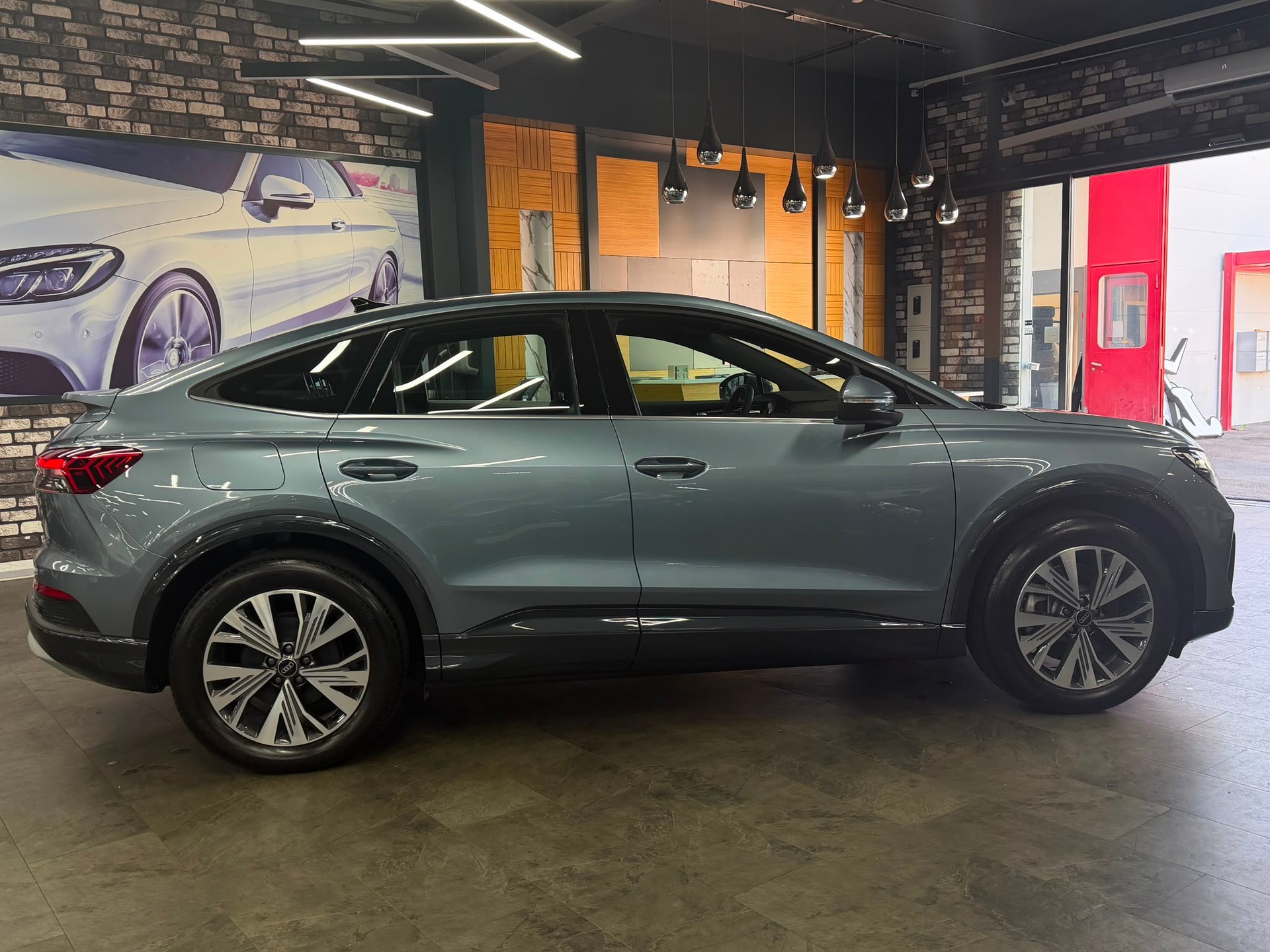 AUDI Q4 Sportback e-tron 45-image-4