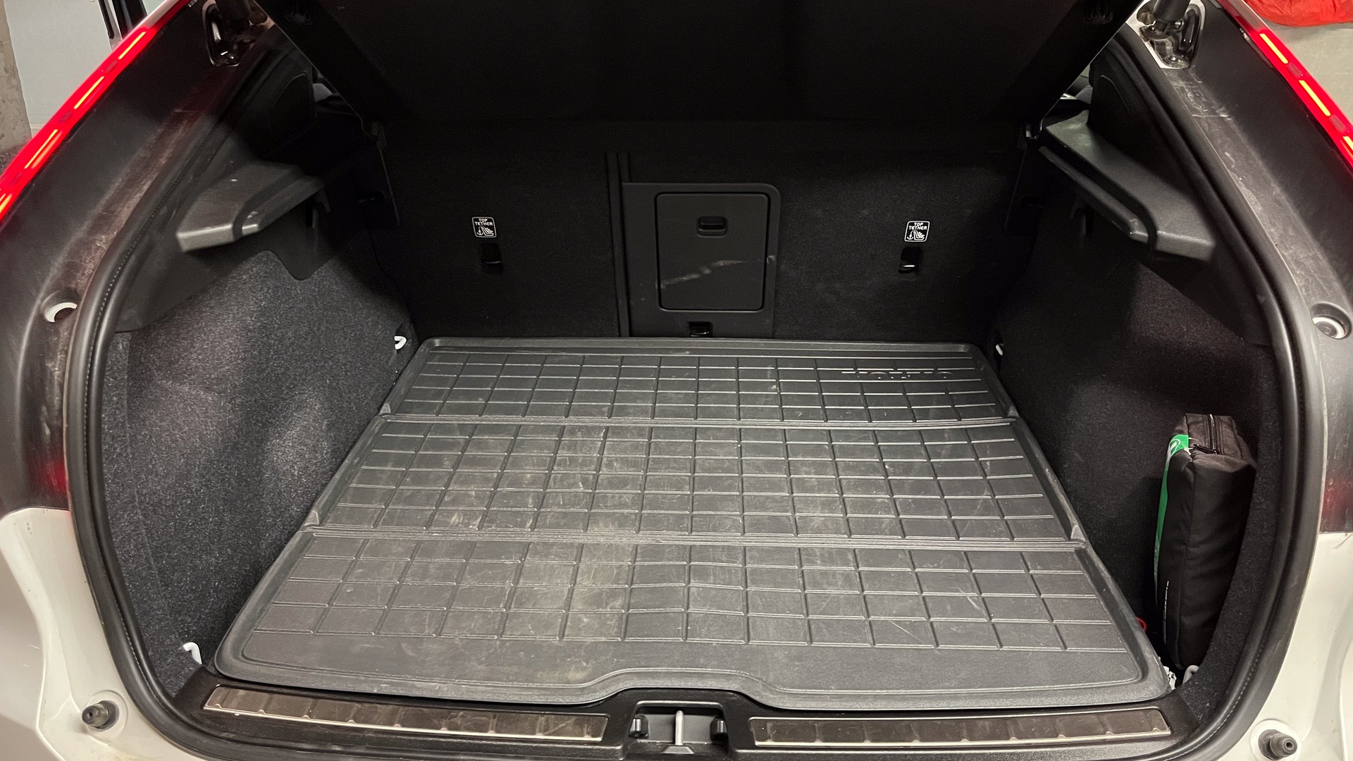 VOLVO E80 Ultimate AWD-image-5