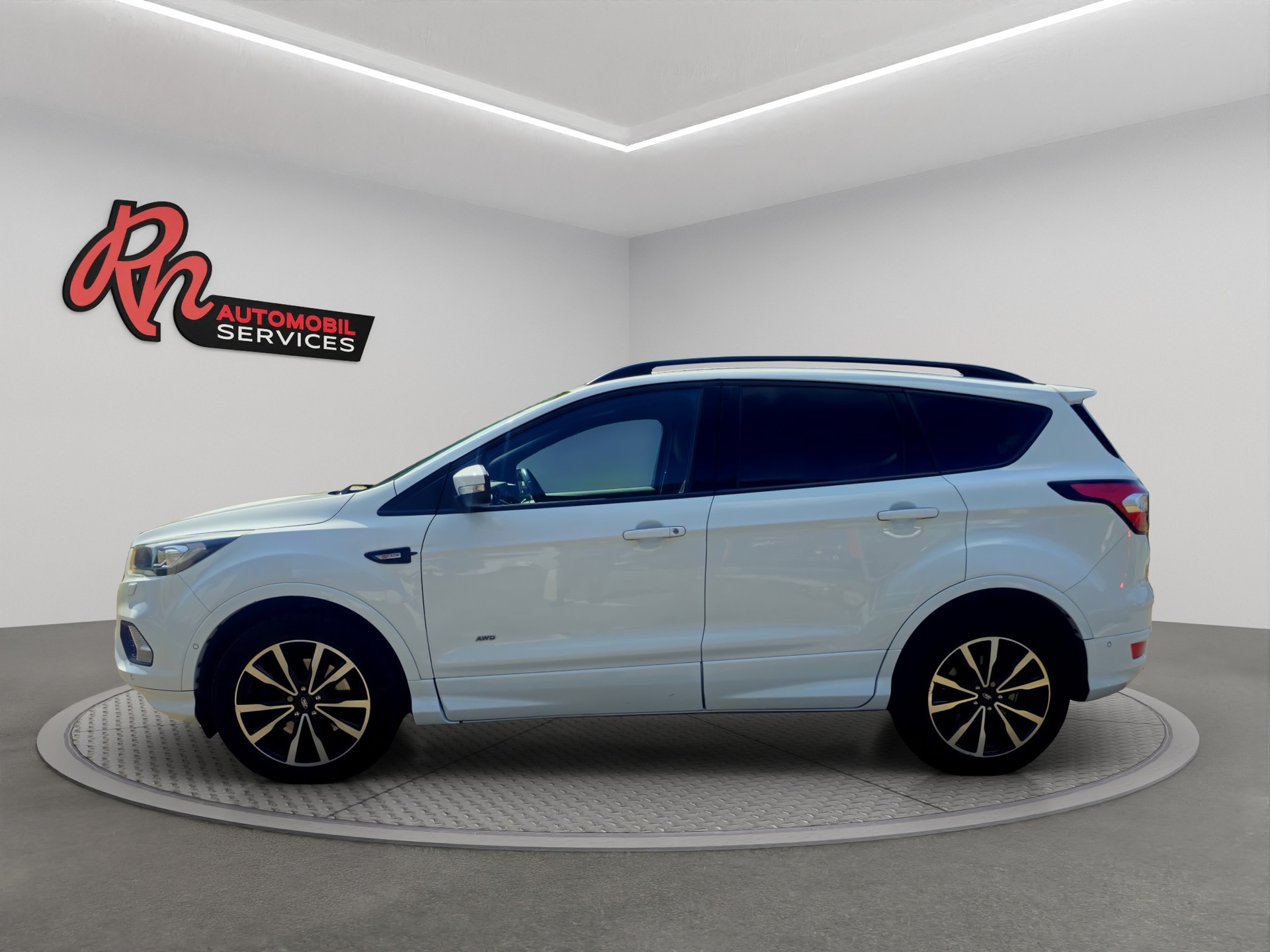 FORD Kuga 2.0 TDCi ST Line High 4WD PowerShift
