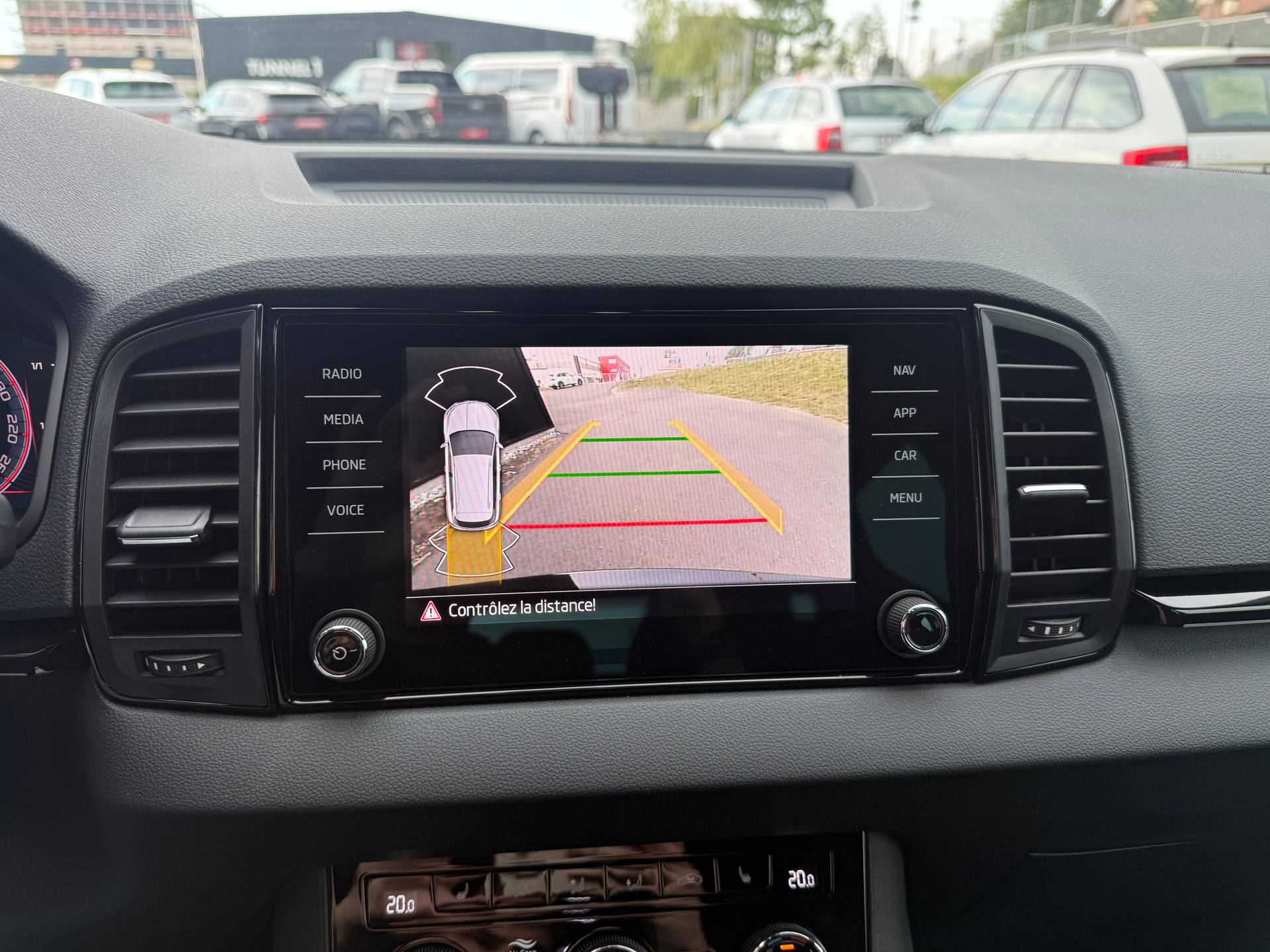SKODA Karoq 2.0 TSI SportLine 4x4 DSG-image-12