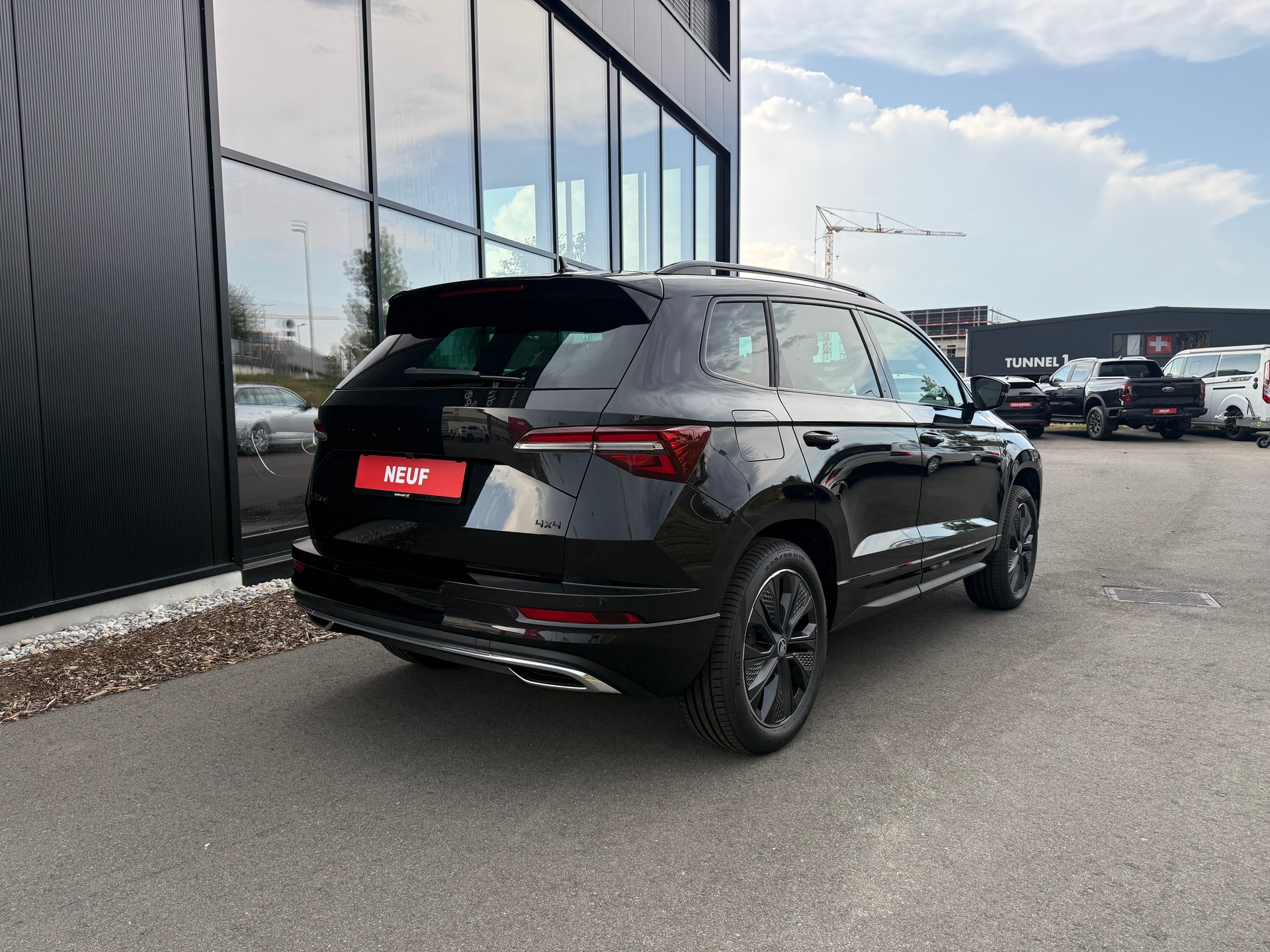SKODA Karoq 2.0 TSI SportLine 4x4 DSG-image-2