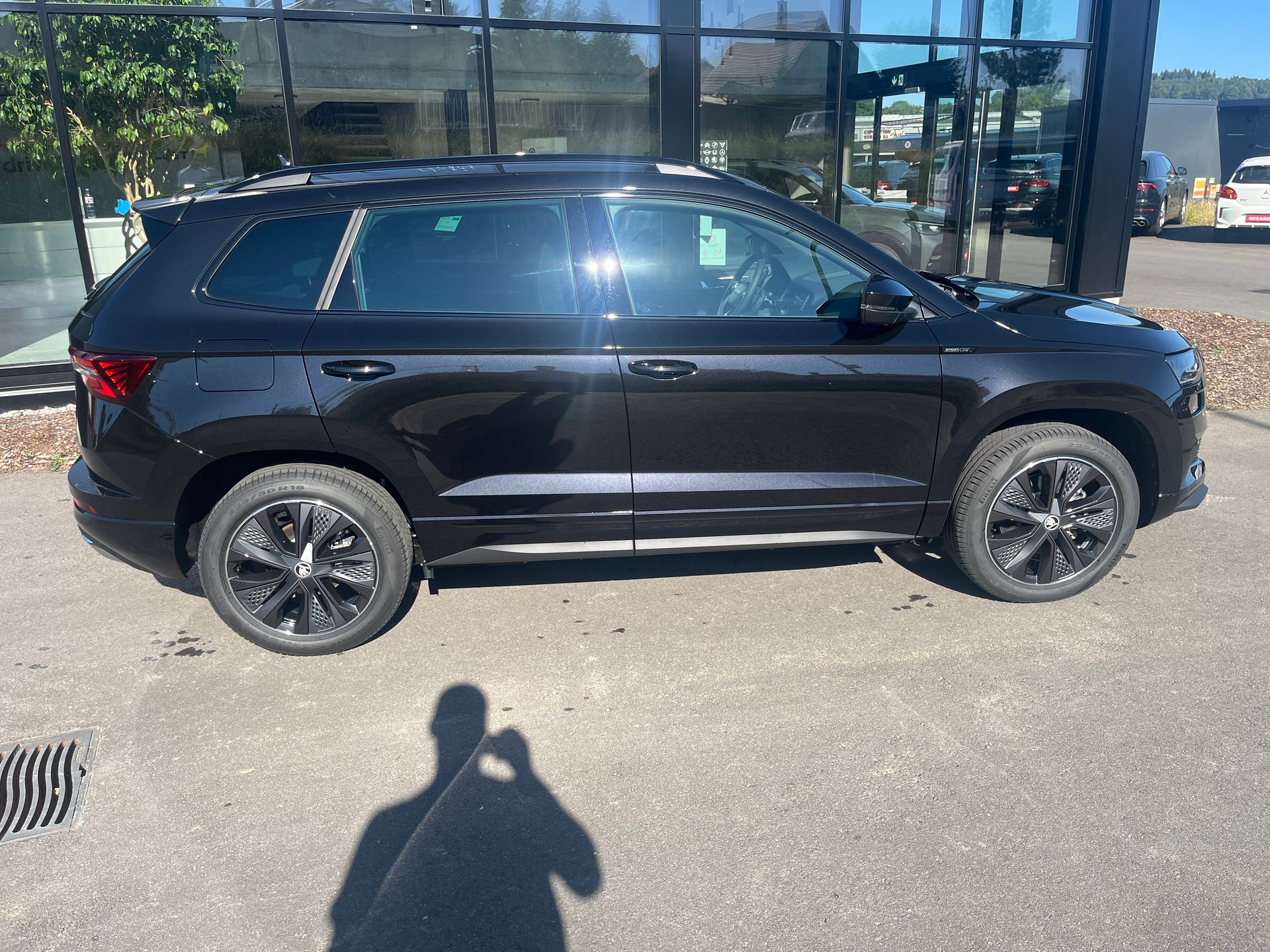 SKODA Karoq 2.0 TSI SportLine 4x4 DSG-image-2