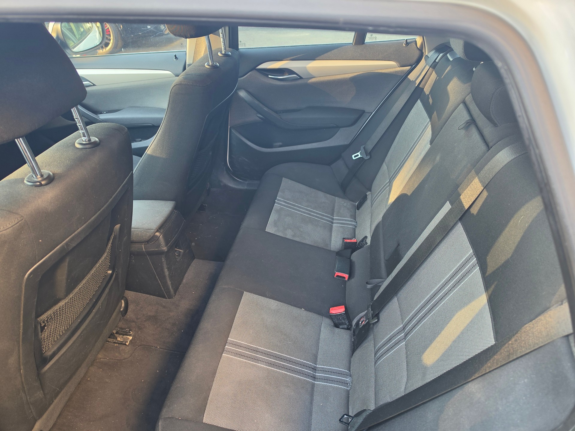 BMW X1 xDrive 20i Steptronic-image-10