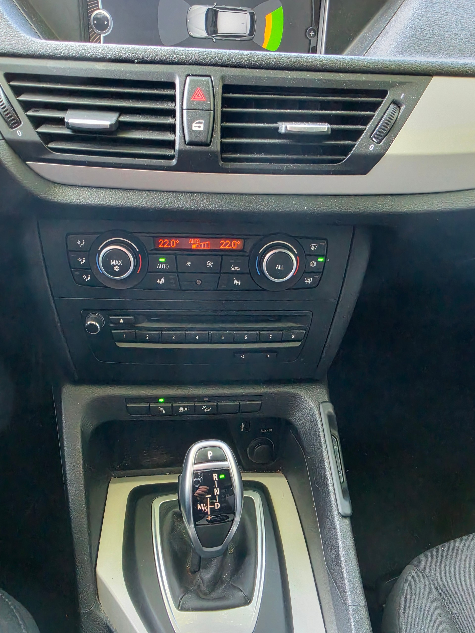 BMW X1 xDrive 20i Steptronic-image-8